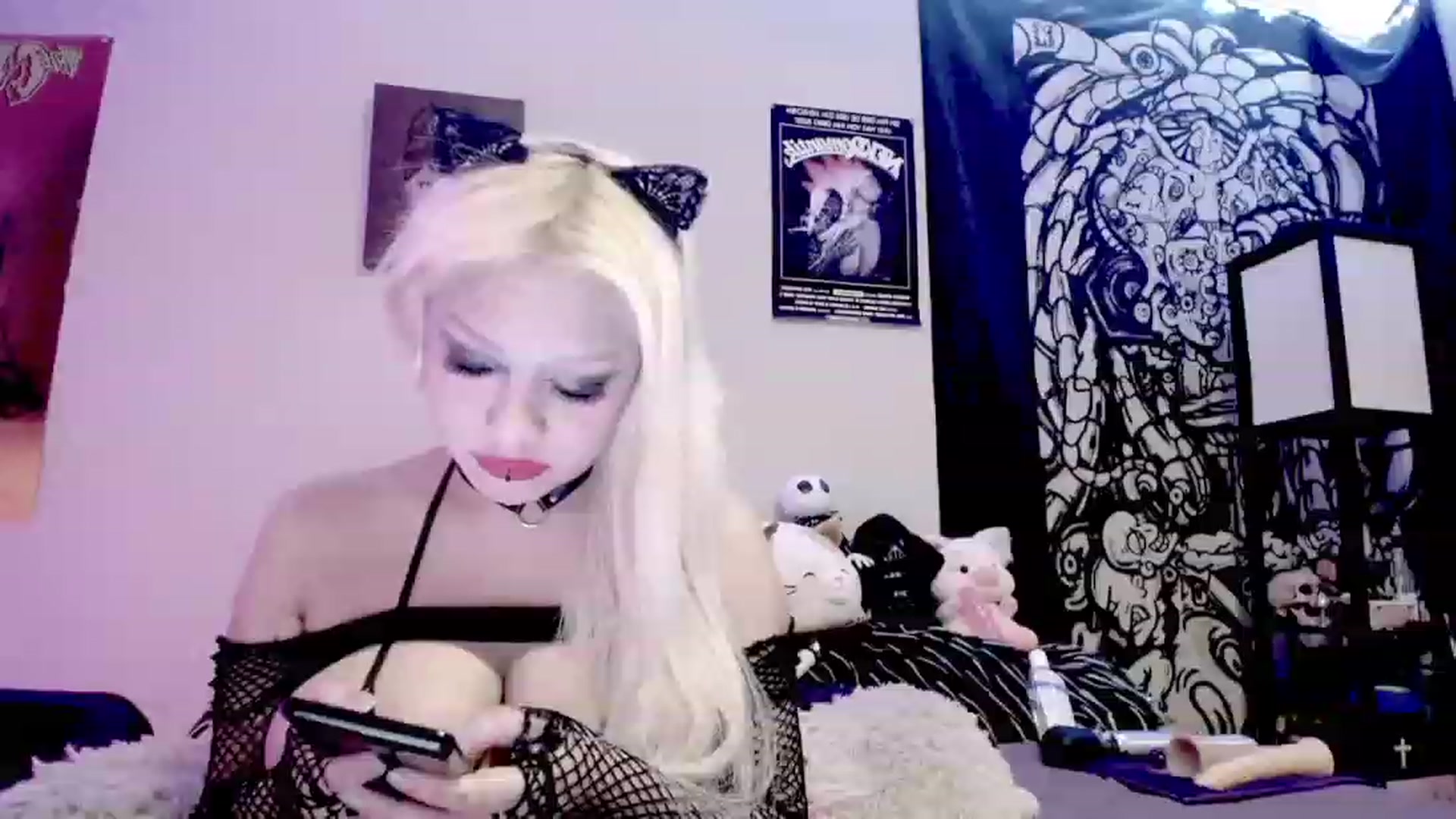 Gallery image thumbnail from AngelWitch_'s myfreecams stream on, 09/28/2023, 05:18 image 19 of 20