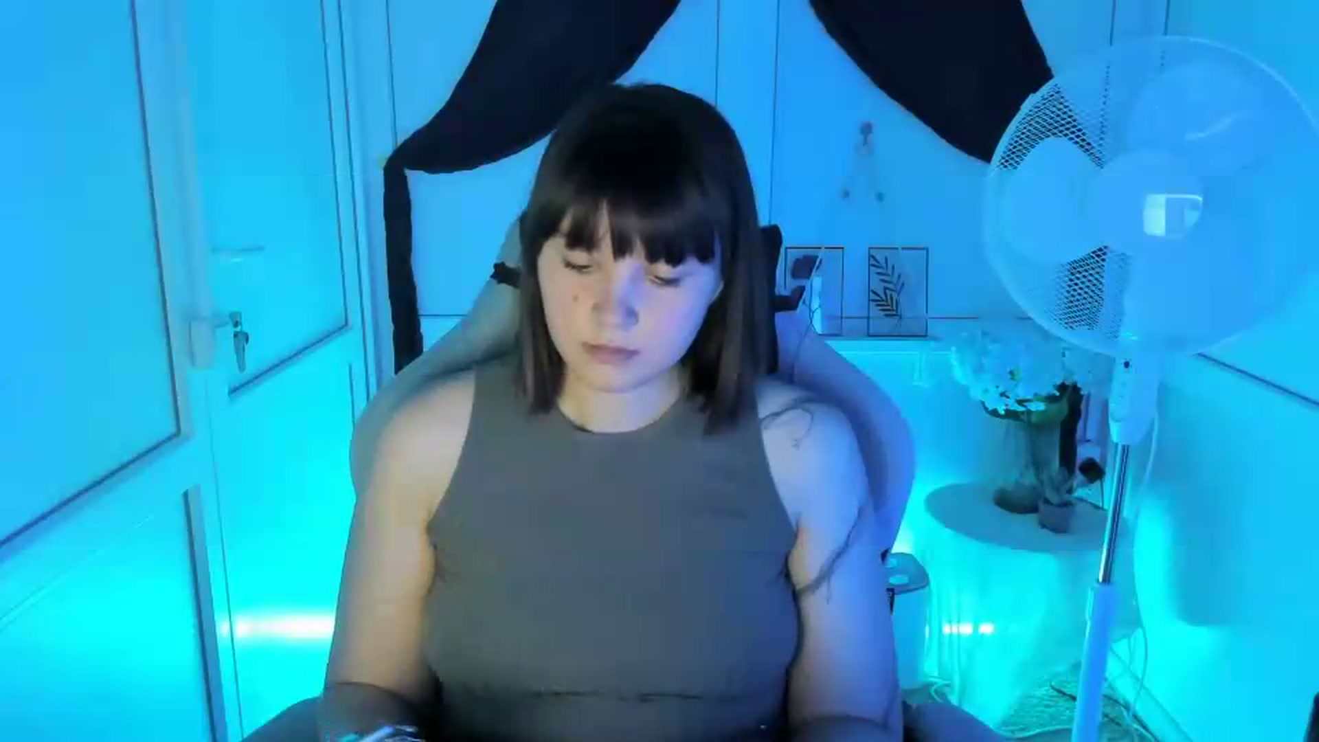 Gallery image thumbnail from Angel_Aura_'s myfreecams stream on, 09/09/2026, 10:44 image 5 of 20