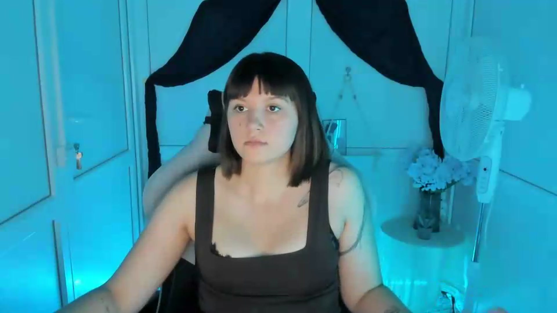 Gallery image thumbnail from Angel_Aura_'s myfreecams stream on, 09/14/2026, 16:03 image 5 of 20