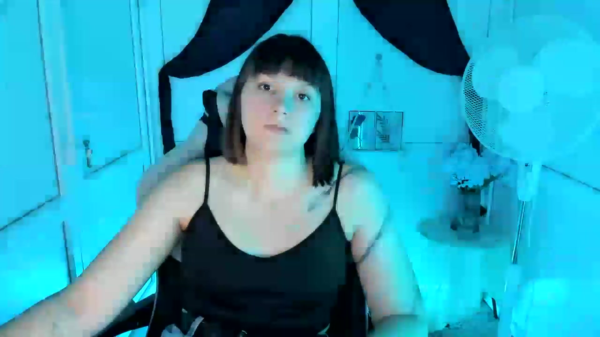 Gallery image thumbnail from Angel_Aura_'s myfreecams stream on, 09/15/2026, 09:32 image 8 of 20