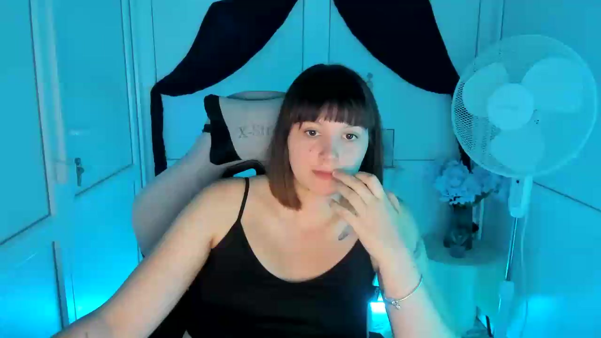 Gallery image thumbnail from Angel_Aura_'s myfreecams stream on, 09/15/2026, 12:27 image 20 of 20