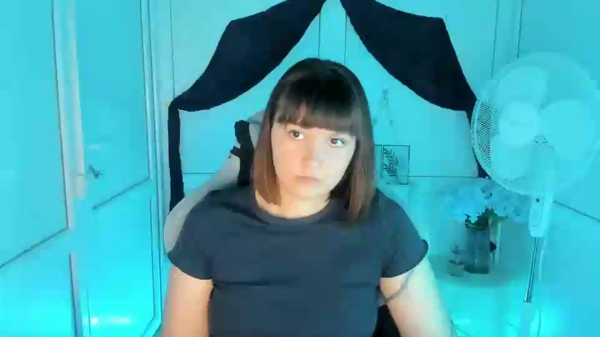 Gallery image thumbnail from Angel_Aura_'s myfreecams stream on, 09/16/2026, 08:16 image 19 of 20