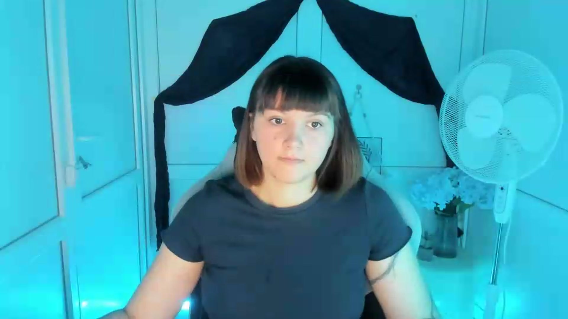 Gallery image thumbnail from Angel_Aura_'s myfreecams stream on, 09/16/2026, 08:16 image 8 of 20