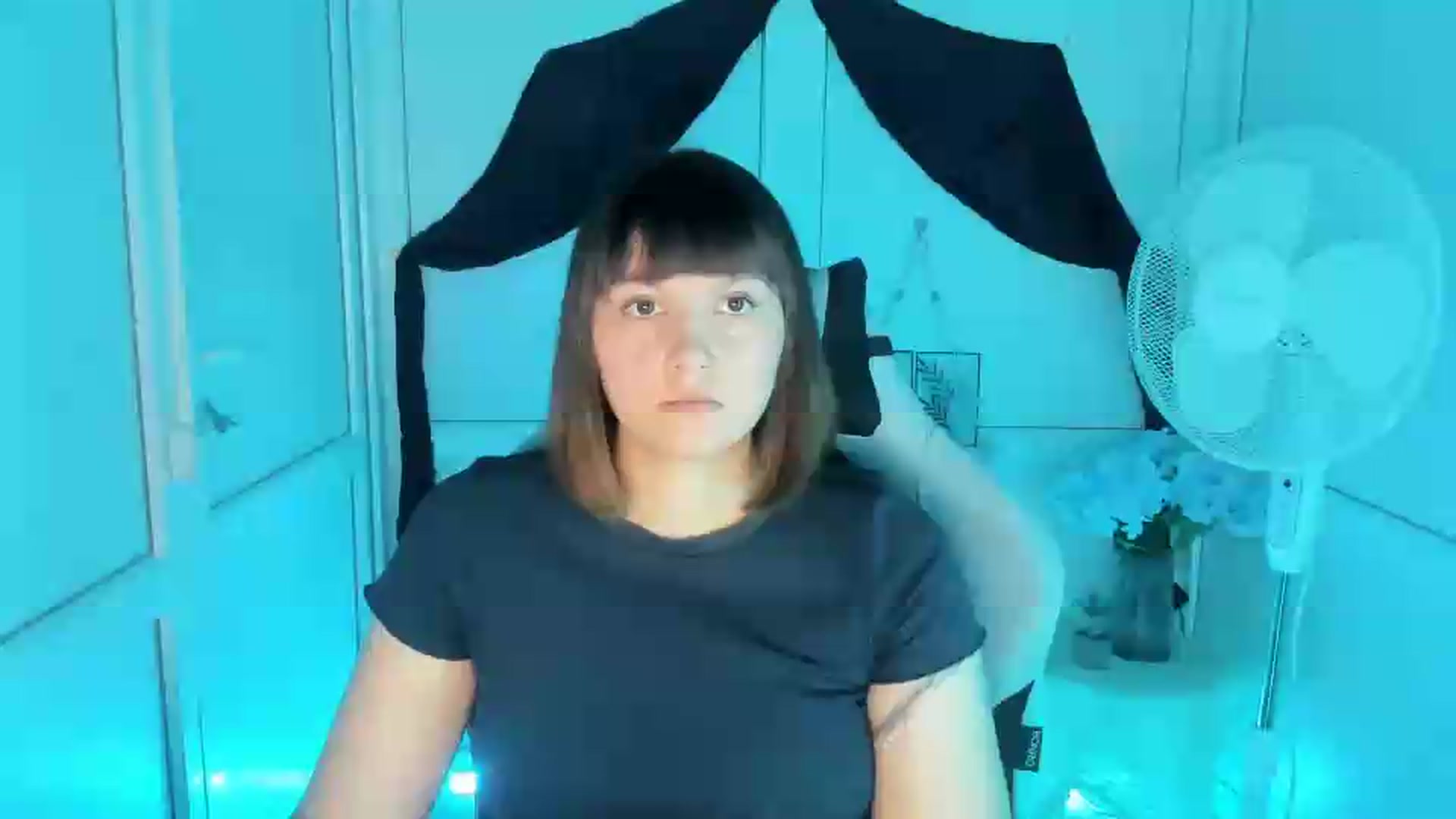 Gallery image thumbnail from Angel_Aura_'s myfreecams stream on, 09/16/2026, 08:16 image 6 of 20