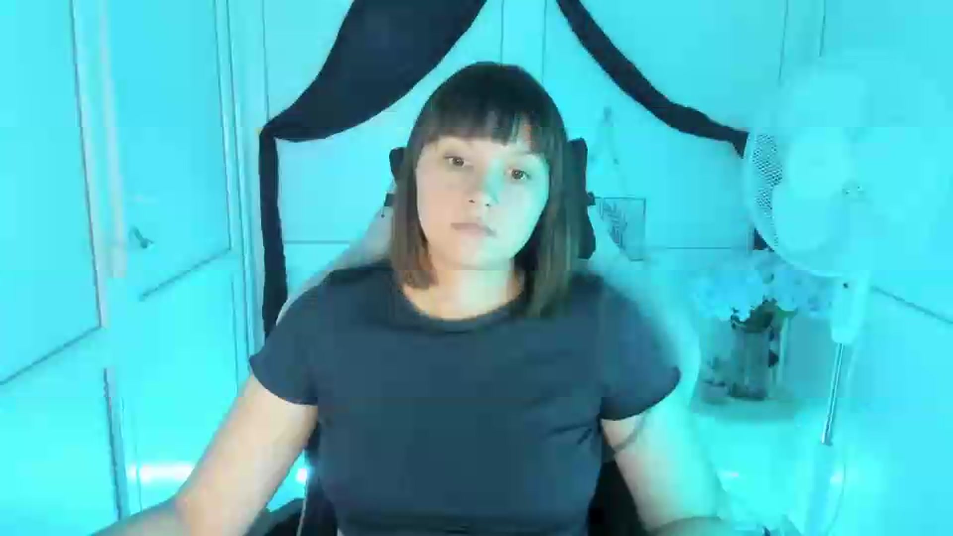 Gallery image thumbnail from Angel_Aura_'s myfreecams stream on, 09/16/2026, 11:36 image 9 of 20