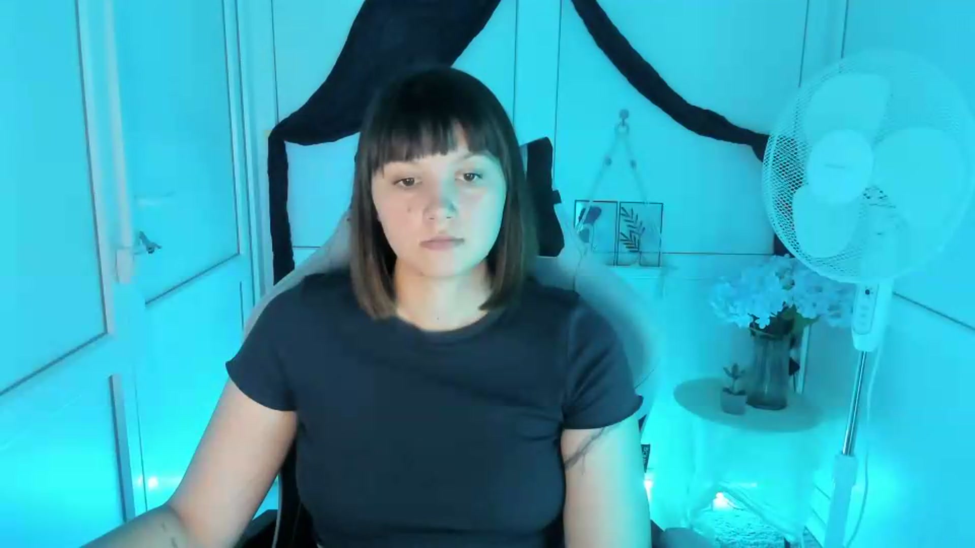 Gallery image thumbnail from Angel_Aura_'s myfreecams stream on, 09/16/2026, 11:36 image 13 of 20