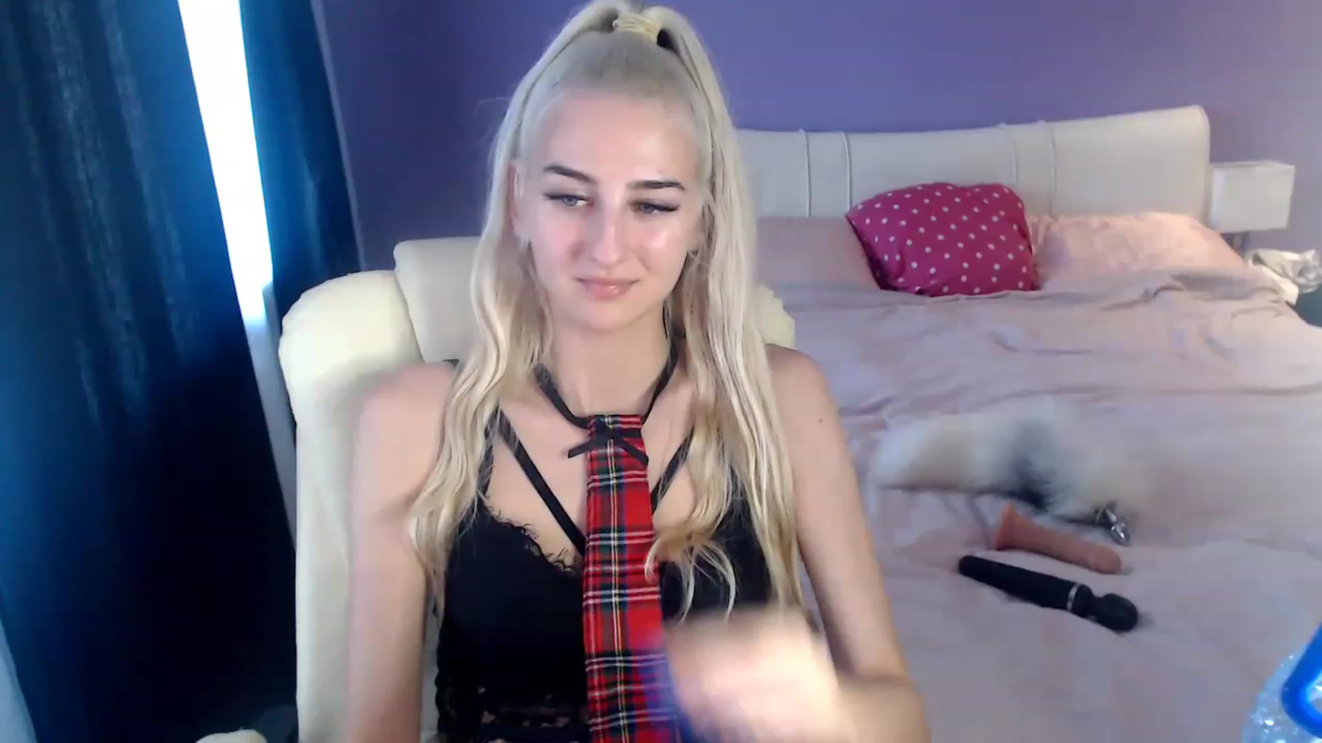 Gallery image thumbnail from Angel_Jessie's myfreecams stream on, 06/15/2023, 18:15 image 4 of 20