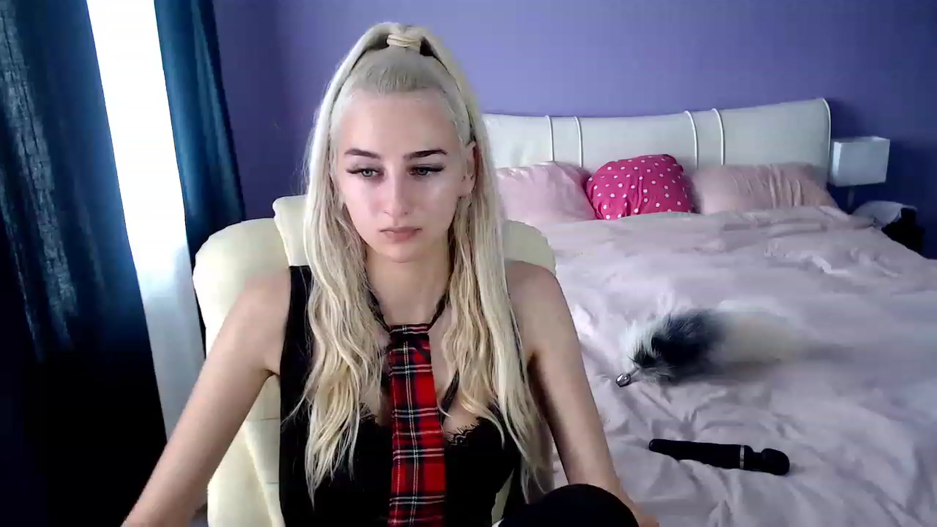 Gallery image thumbnail from Angel_Jessie's myfreecams stream on, 06/16/2023, 09:22 image 16 of 20