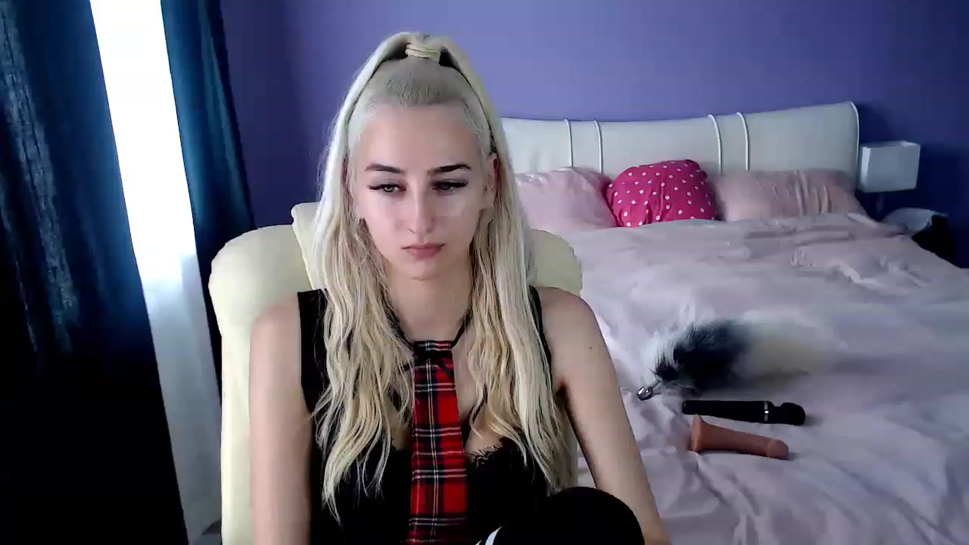 Gallery image thumbnail from Angel_Jessie's myfreecams stream on, 06/16/2023, 09:22 image 17 of 20