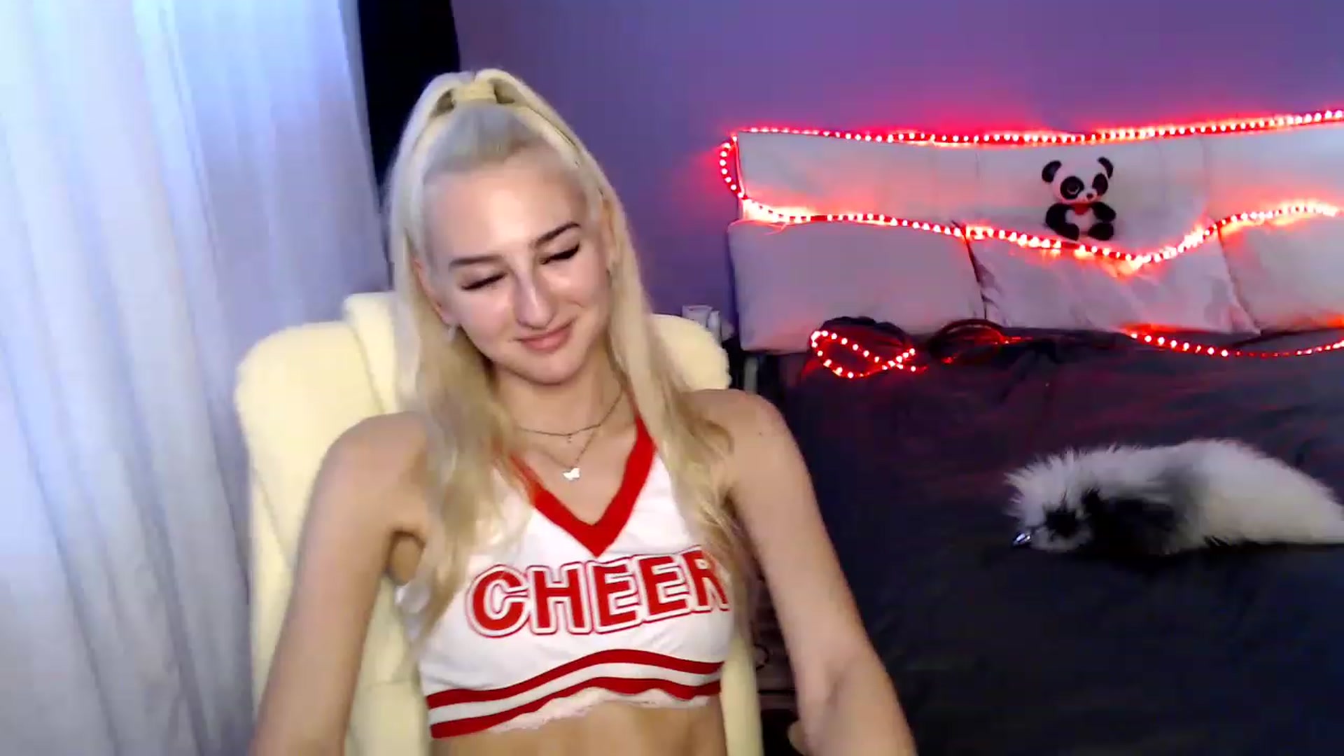 Gallery image thumbnail from Angel_Jessie's myfreecams stream on, 06/18/2023, 19:38 image 4 of 20