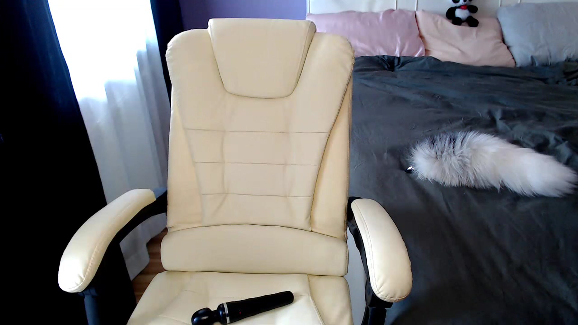Gallery image thumbnail from Angel_Jessie's myfreecams stream on, 06/24/2023, 16:36 image 19 of 20