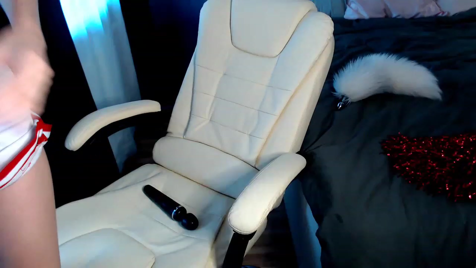 Gallery image thumbnail from Angel_Jessie's myfreecams stream on, 06/25/2023, 19:23 image 3 of 20