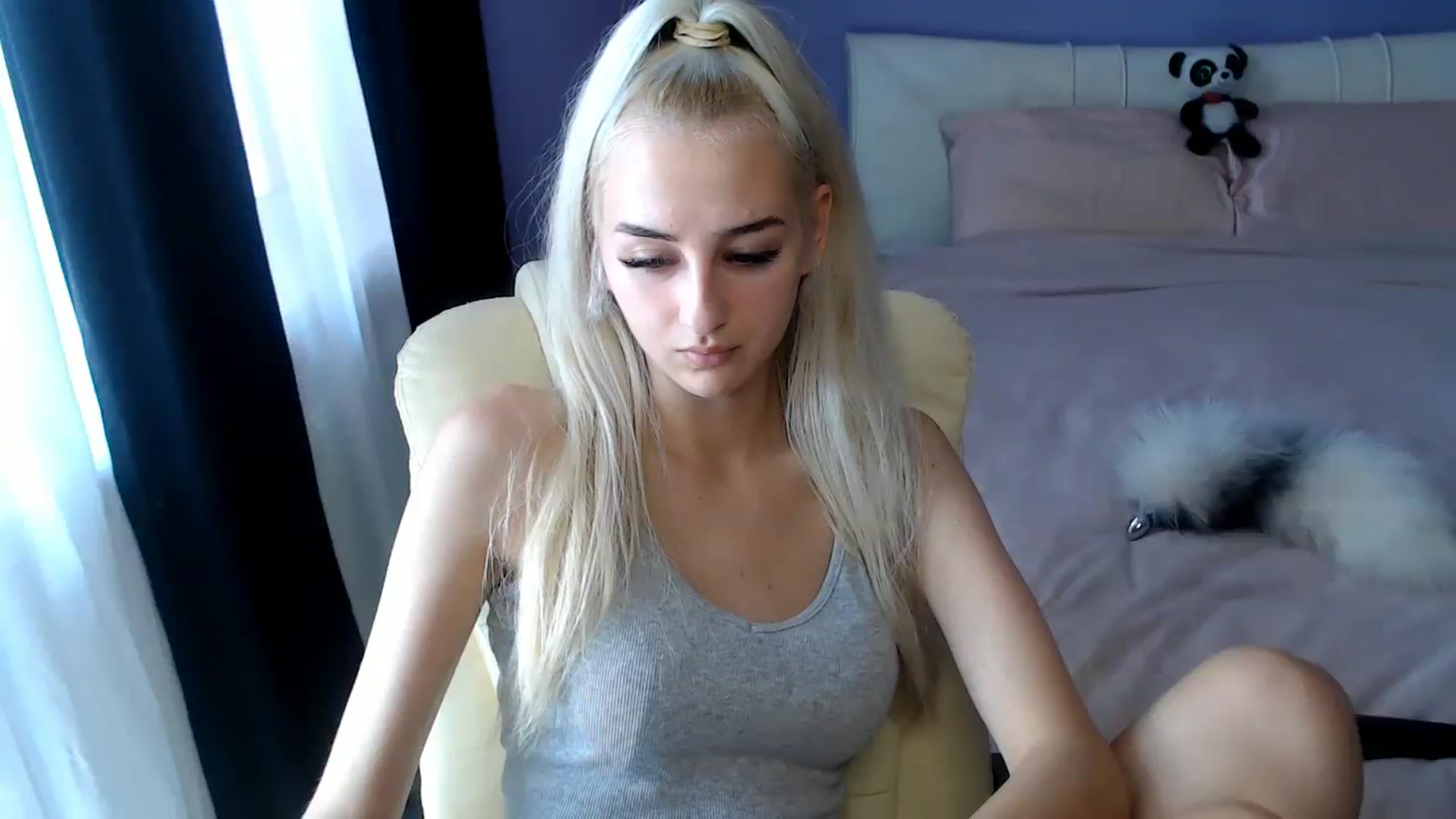 Gallery image thumbnail from Angel_Jessie's myfreecams stream on, 08/14/2023, 10:59 image 11 of 20