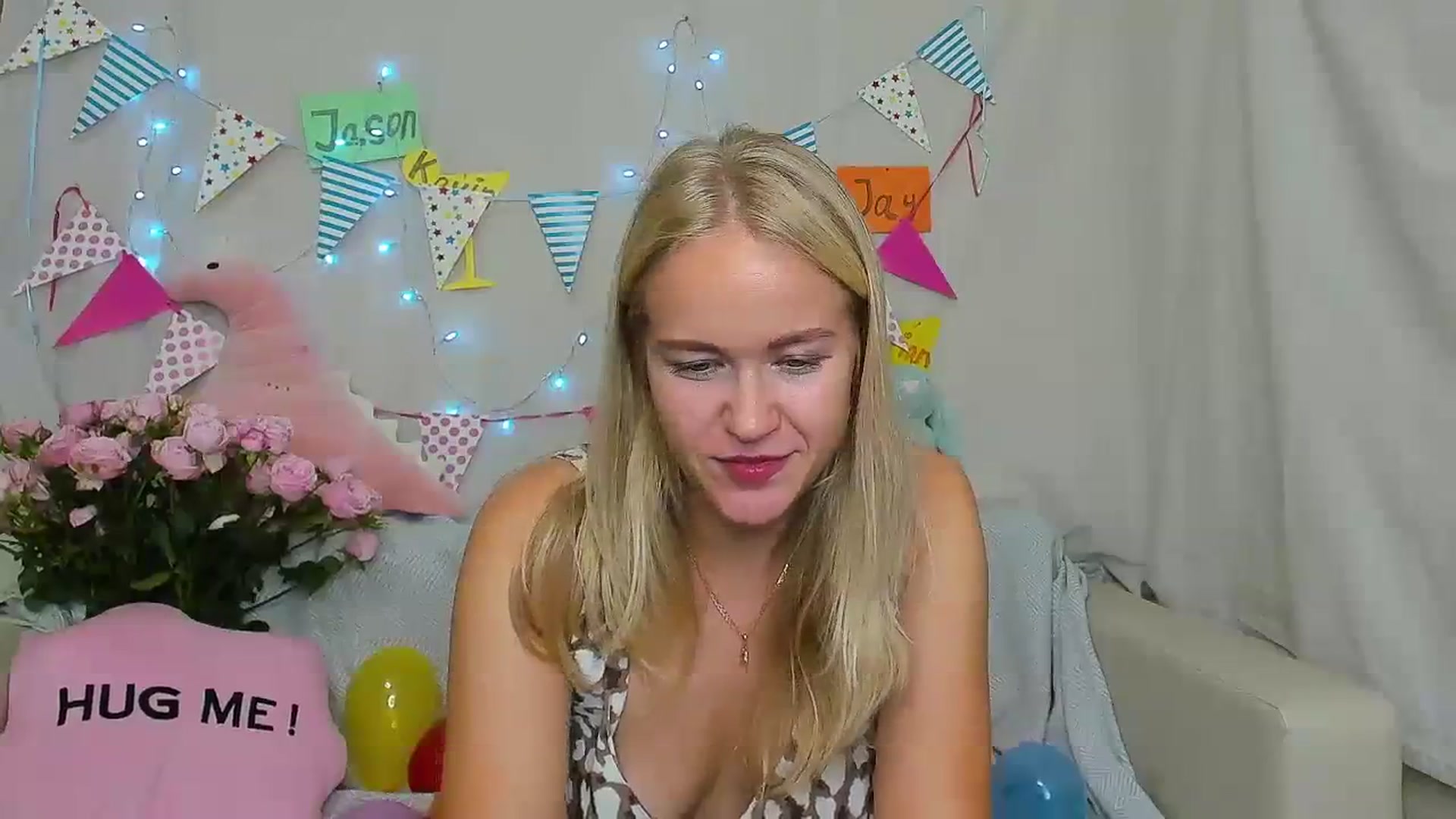 Gallery image thumbnail from Angel_Kristy's myfreecams stream on, 10/11/2023, 01:36 image 6 of 20