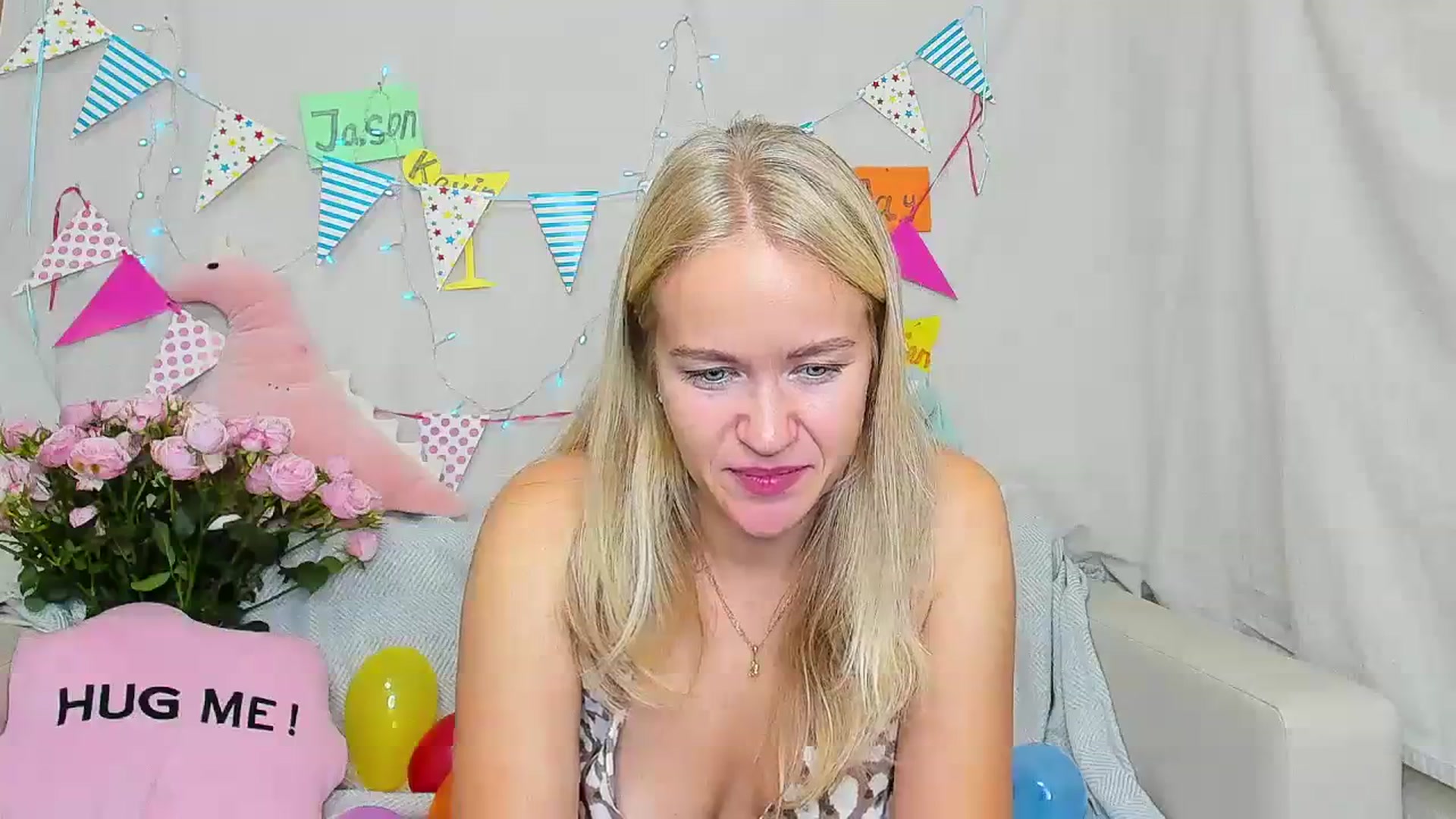 Gallery image thumbnail from Angel_Kristy's myfreecams stream on, 10/11/2023, 01:36 image 7 of 20