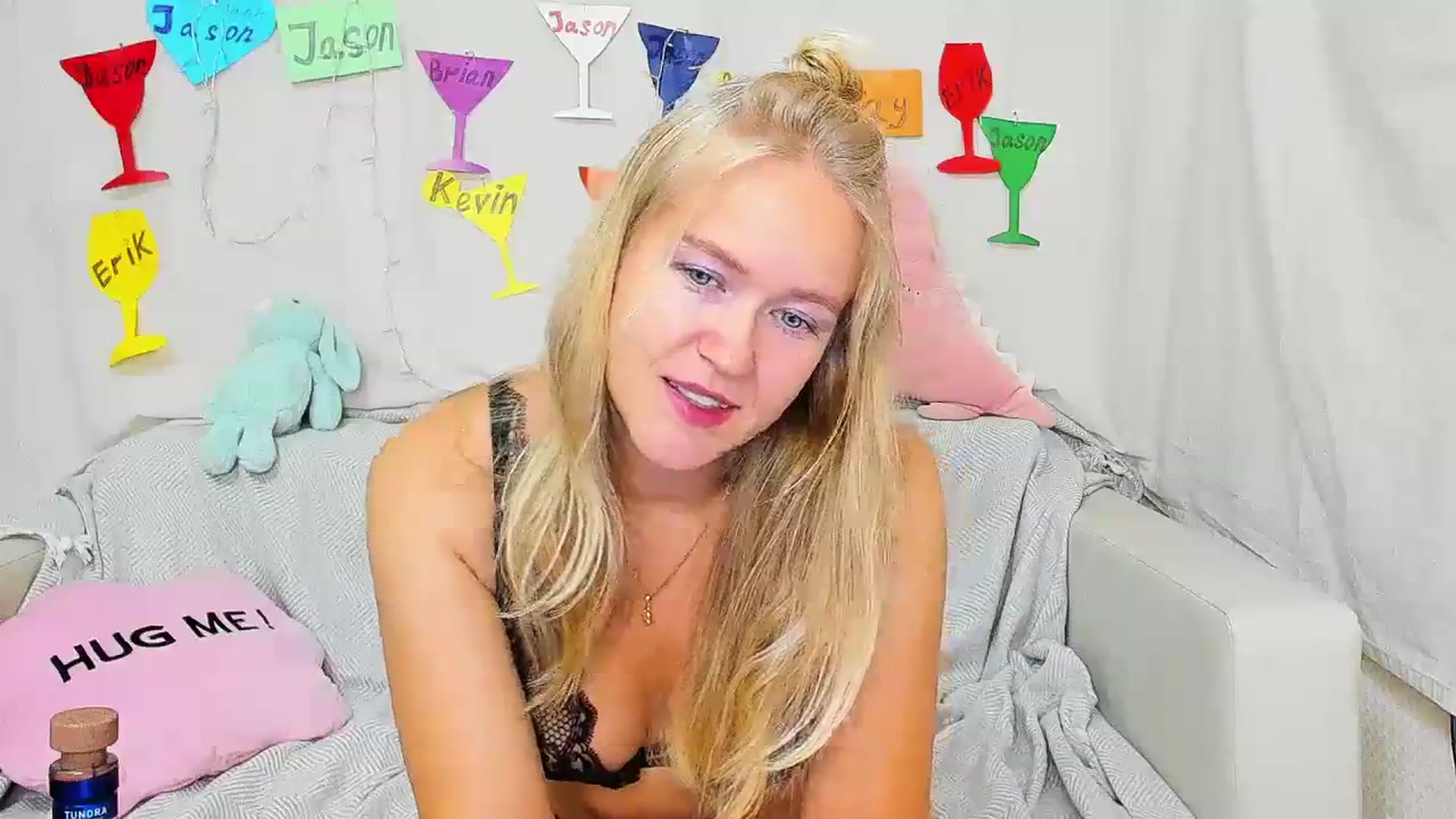 Gallery image thumbnail from Angel_Kristy's myfreecams stream on, 10/17/2023, 04:38 image 6 of 20