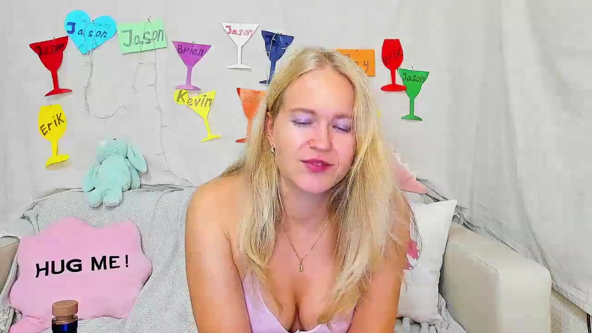 Gallery image thumbnail from Angel_Kristy's myfreecams stream on, 10/17/2023, 05:54 image 13 of 20