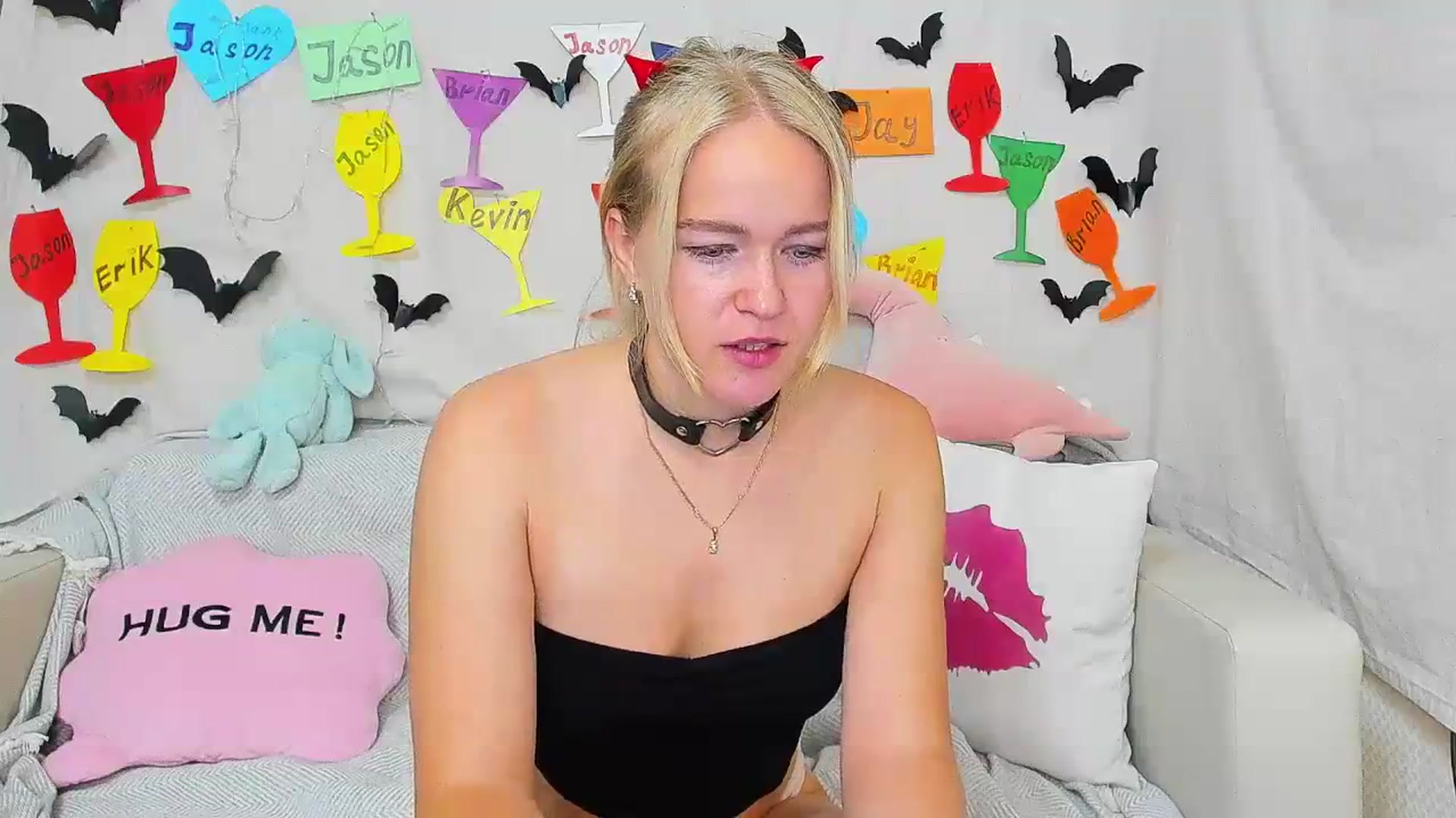 Gallery image thumbnail from Angel_Kristy's myfreecams stream on, 10/20/2023, 03:58 image 8 of 20