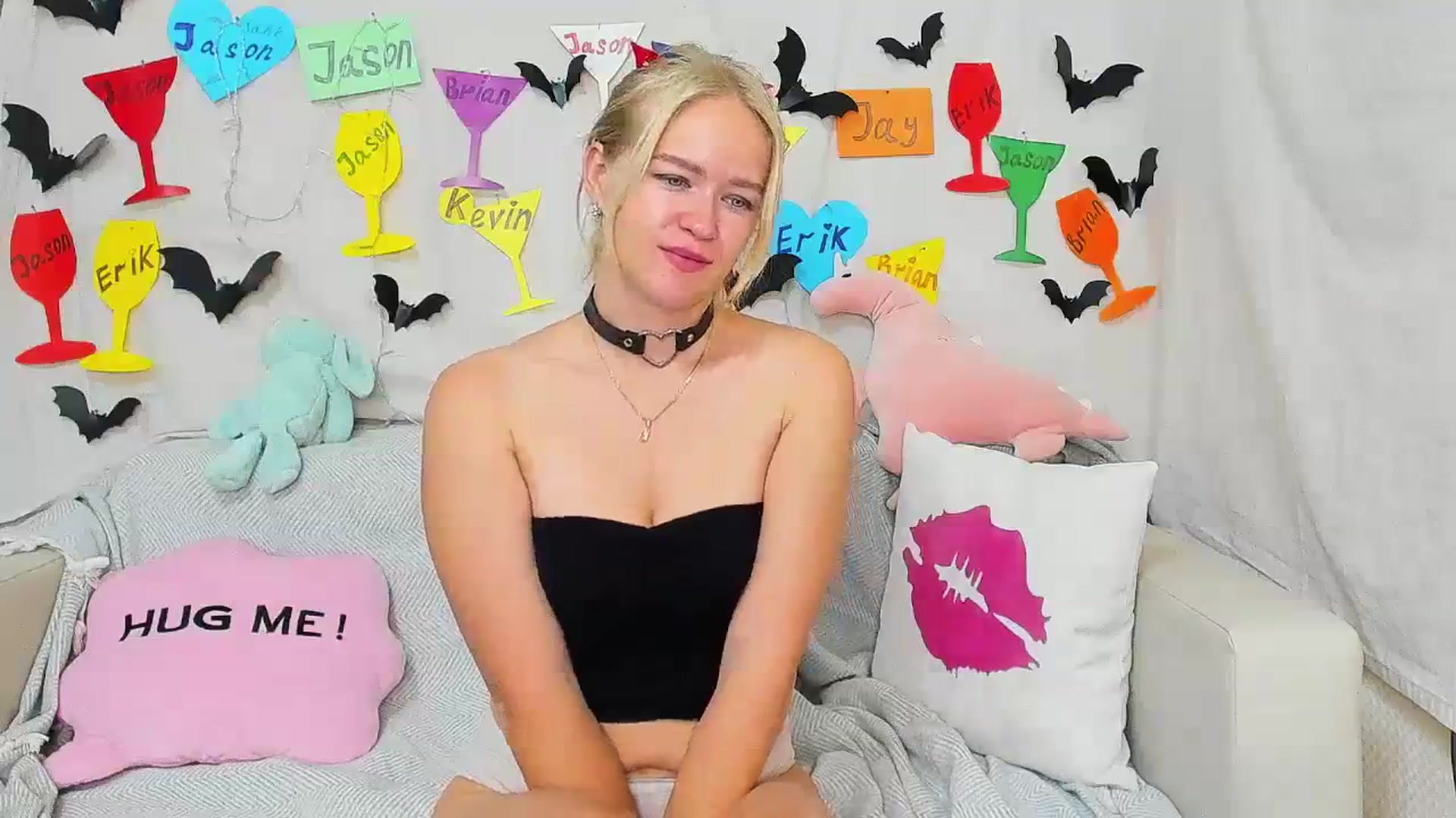 Gallery image thumbnail from Angel_Kristy's myfreecams stream on, 10/20/2023, 03:58 image 12 of 20