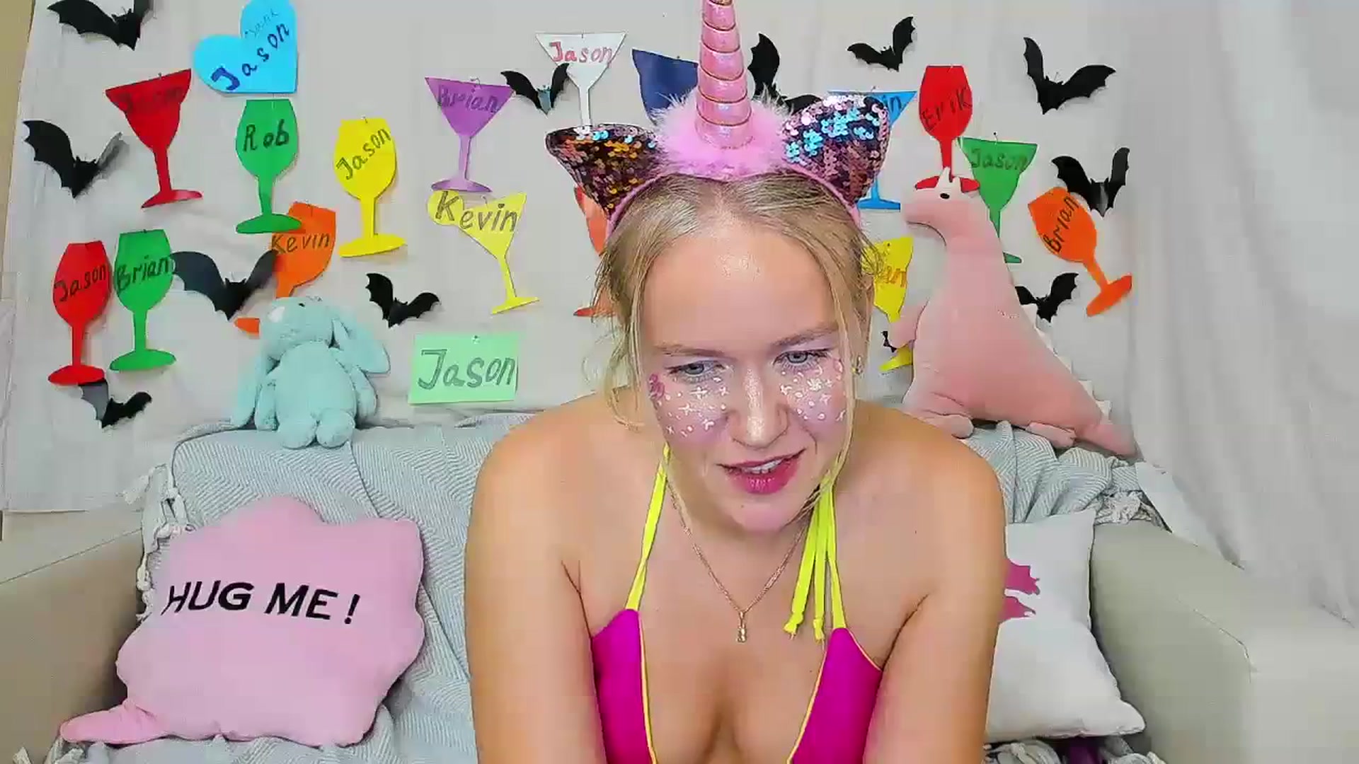 Gallery image thumbnail from Angel_Kristy's myfreecams stream on, 10/22/2023, 06:27 image 5 of 20