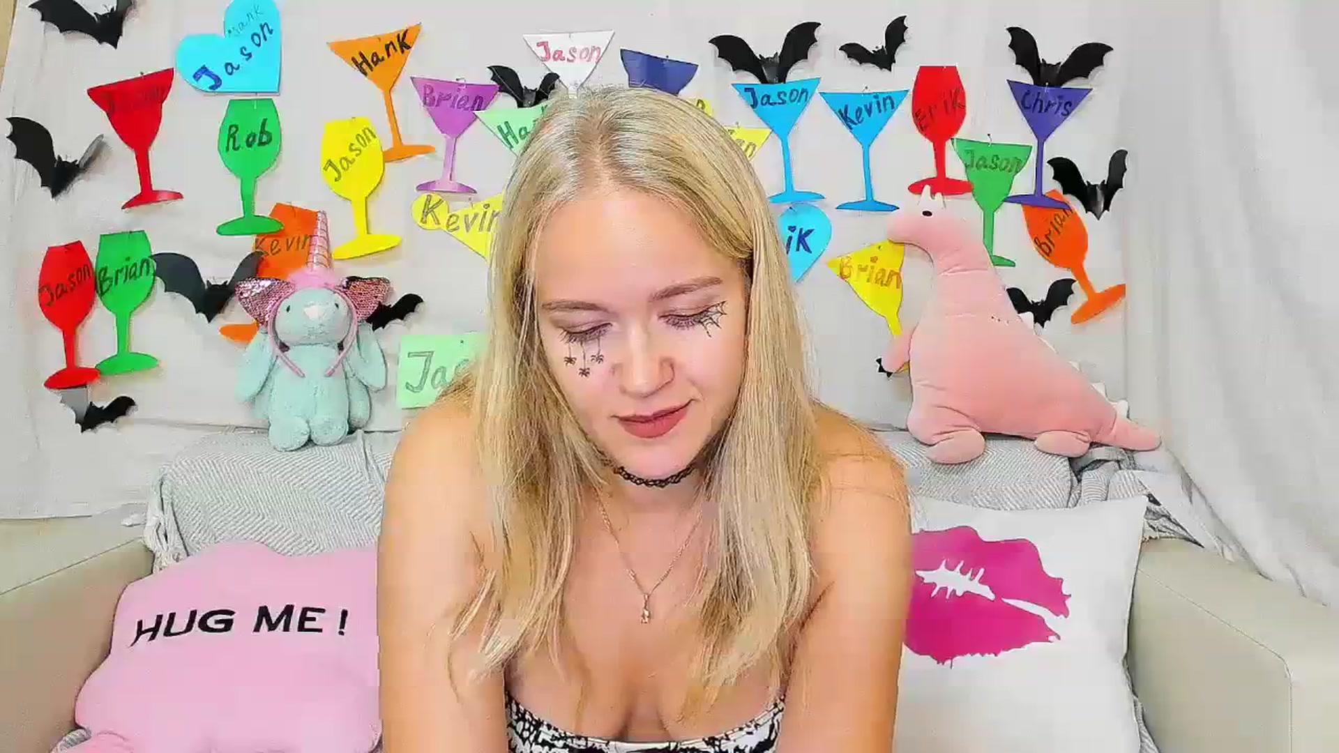 Gallery image thumbnail from Angel_Kristy's myfreecams stream on, 10/25/2023, 06:53 image 13 of 20