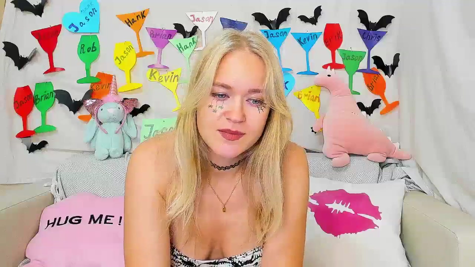 Gallery image thumbnail from Angel_Kristy's myfreecams stream on, 10/25/2023, 06:53 image 20 of 20