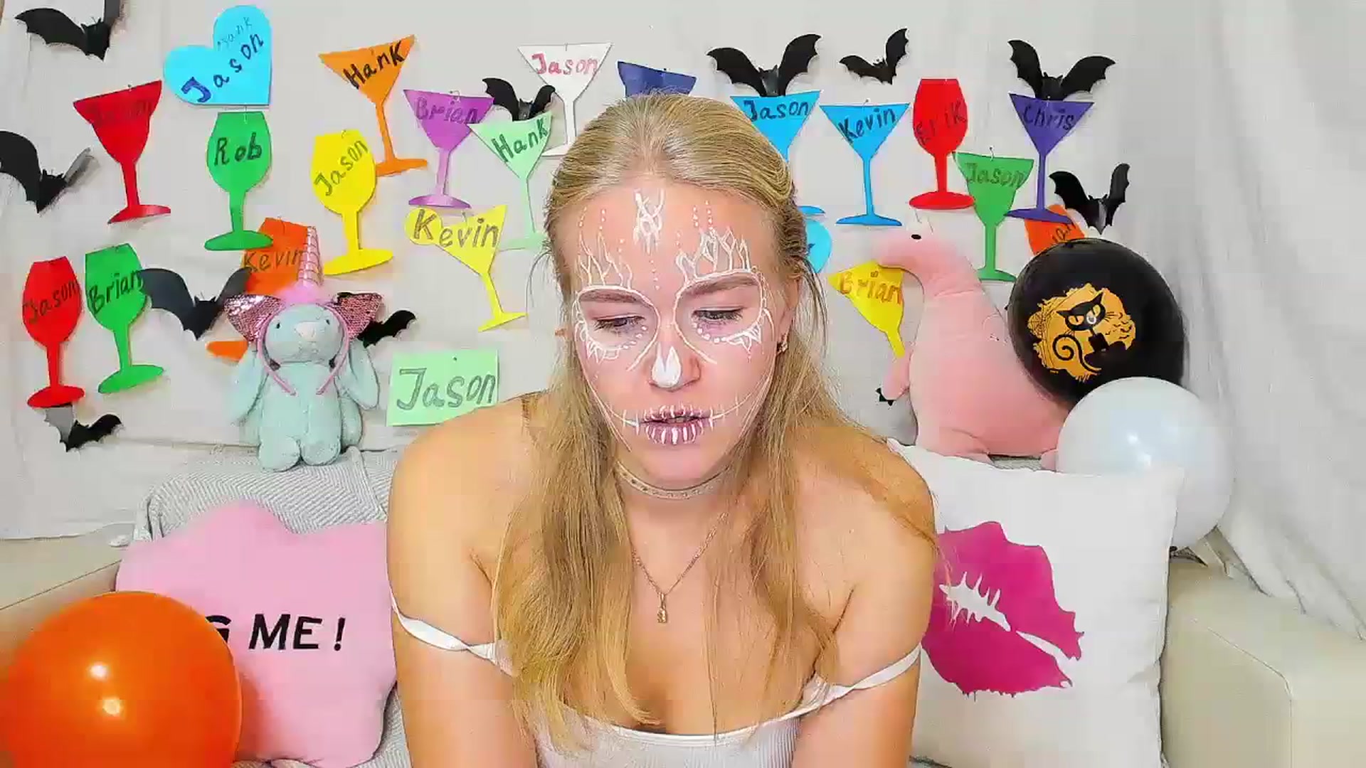 Gallery image thumbnail from Angel_Kristy's myfreecams stream on, 10/26/2023, 02:55 image 19 of 20