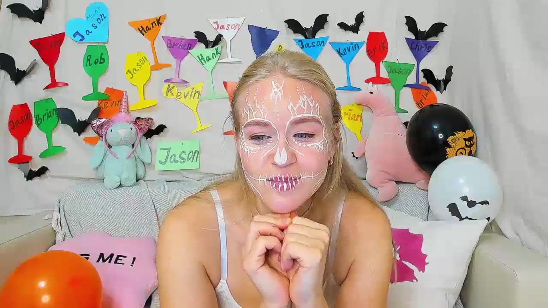 Gallery image thumbnail from Angel_Kristy's myfreecams stream on, 10/26/2023, 02:55 image 5 of 20