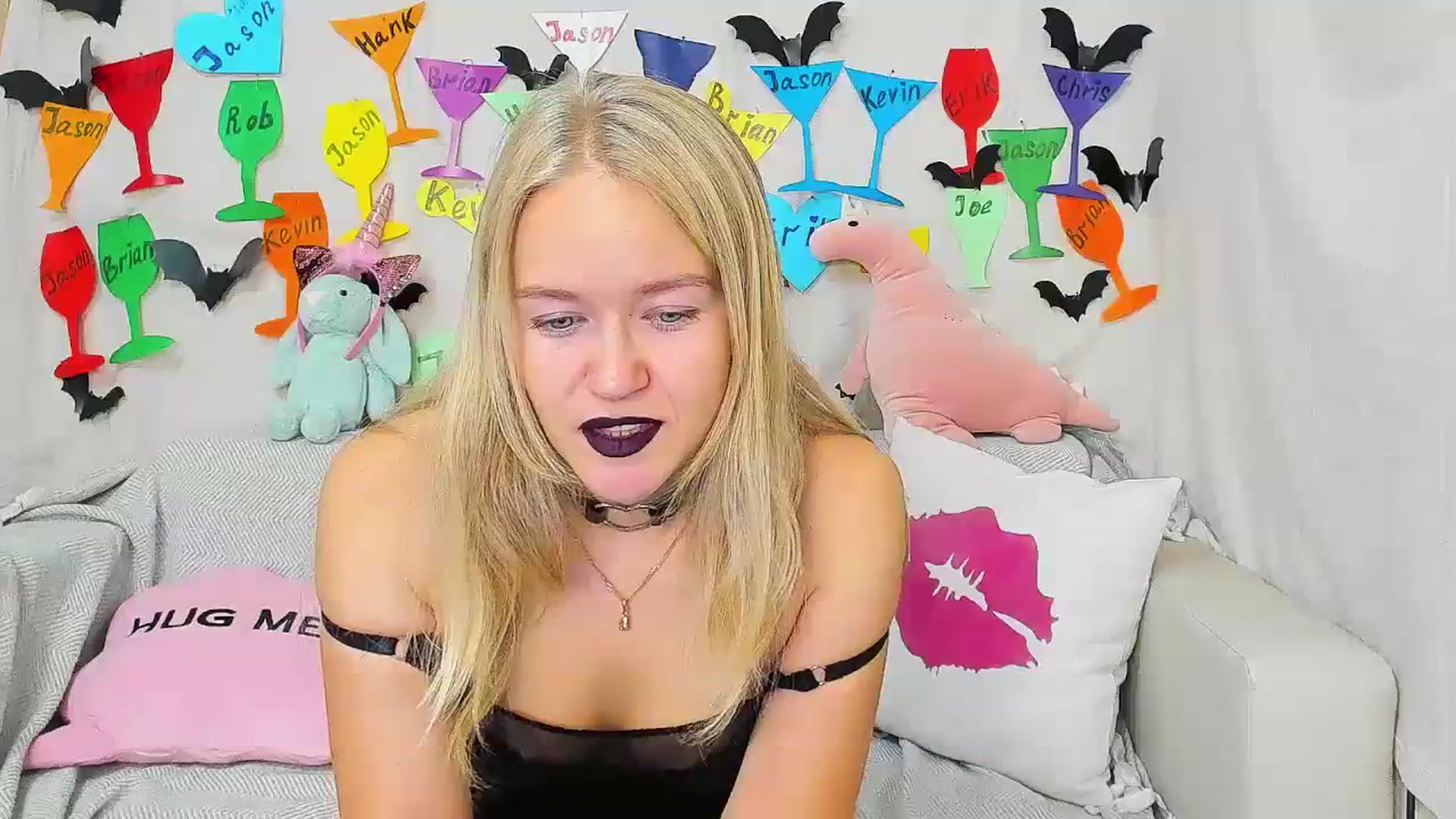 Gallery image thumbnail from Angel_Kristy's myfreecams stream on, 10/30/2023, 02:39 image 5 of 20