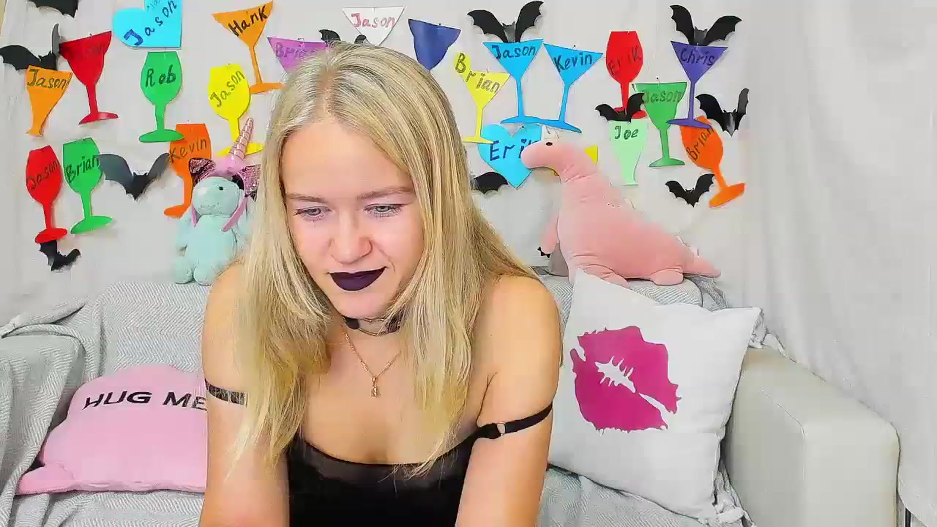 Gallery image thumbnail from Angel_Kristy's myfreecams stream on, 10/30/2023, 02:39 image 6 of 20