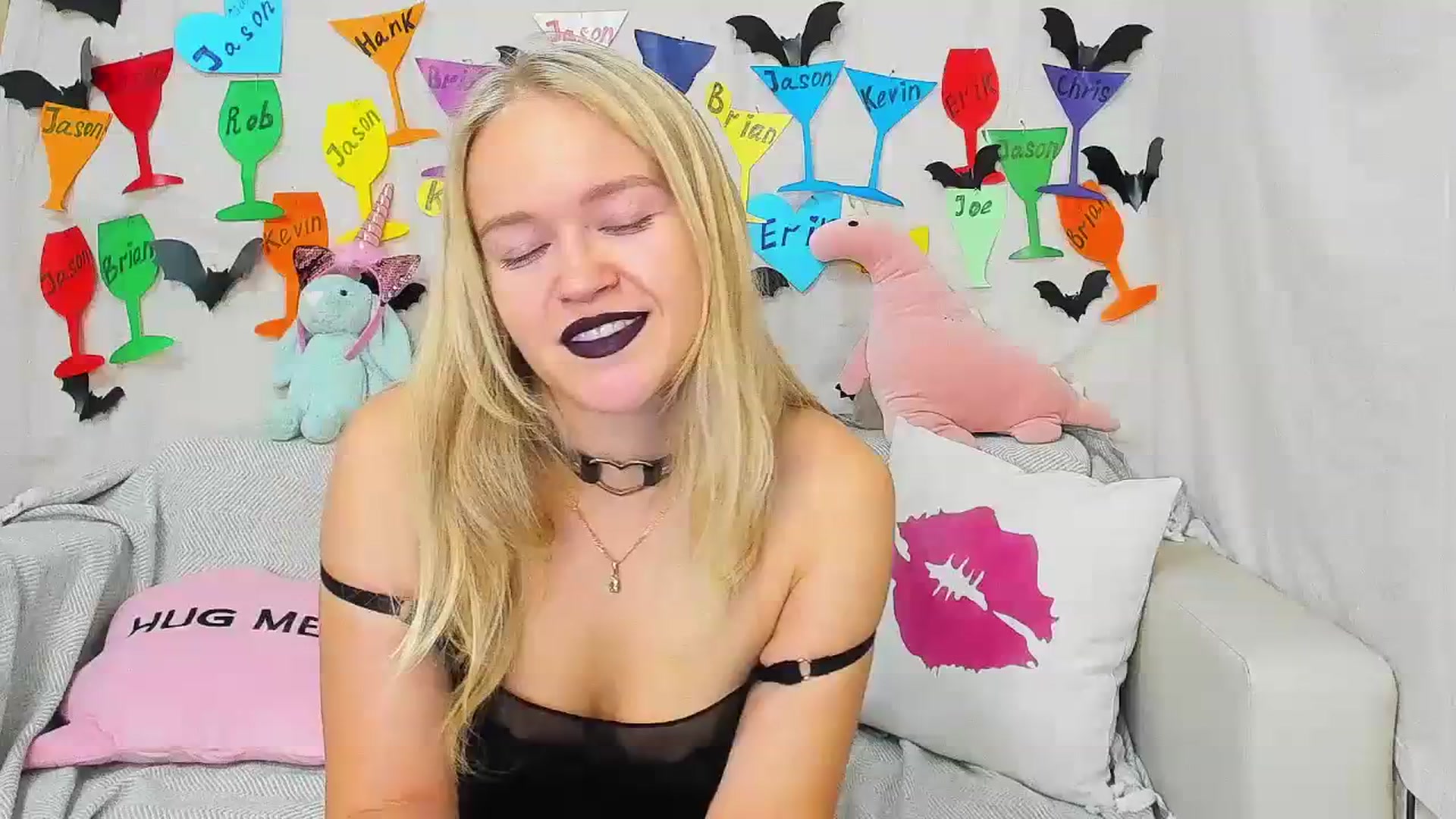 Gallery image thumbnail from Angel_Kristy's myfreecams stream on, 10/30/2023, 02:39 image 3 of 20
