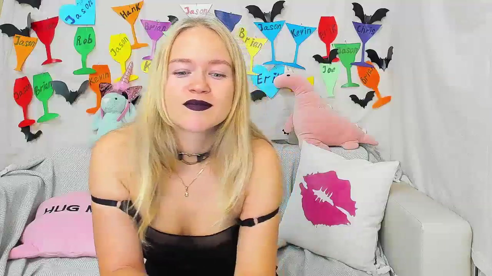 Gallery image thumbnail from Angel_Kristy's myfreecams stream on, 10/30/2023, 02:39 image 4 of 20
