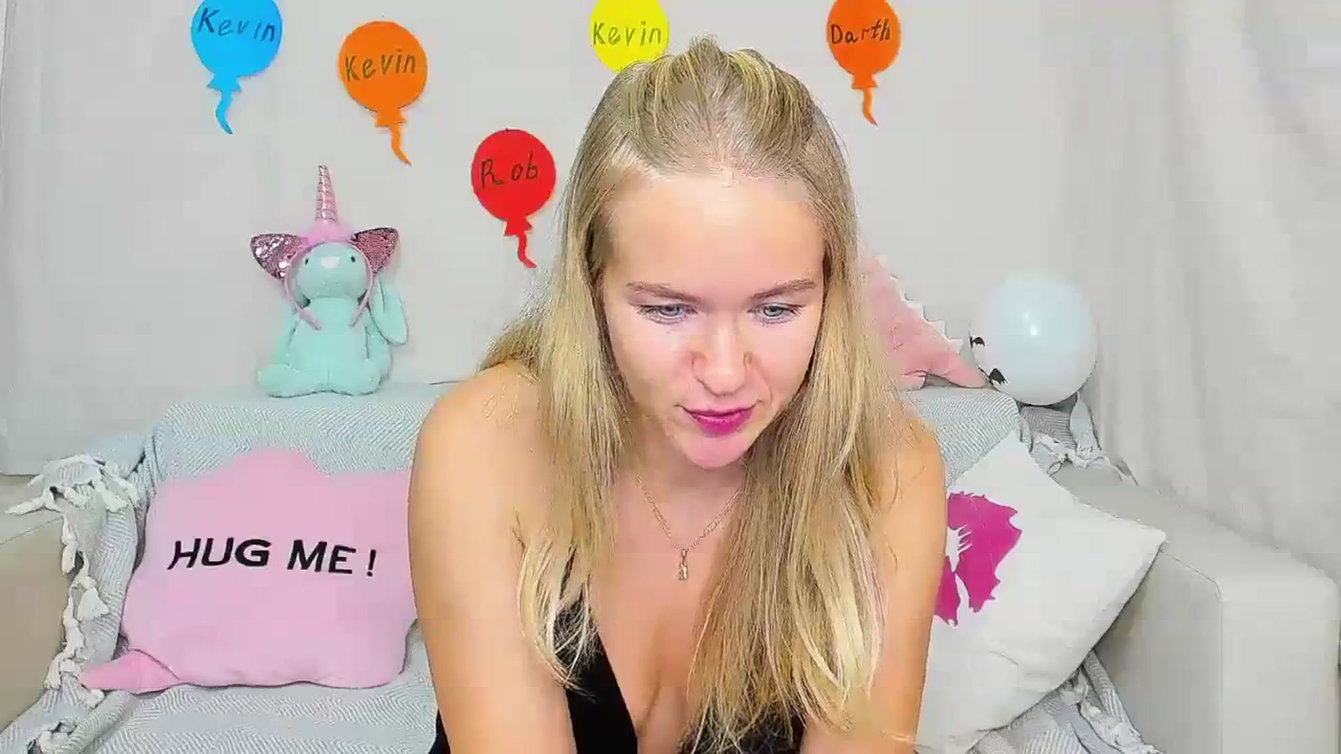 Gallery image thumbnail from Angel_Kristy's myfreecams stream on, 11/08/2023, 04:07 image 4 of 20