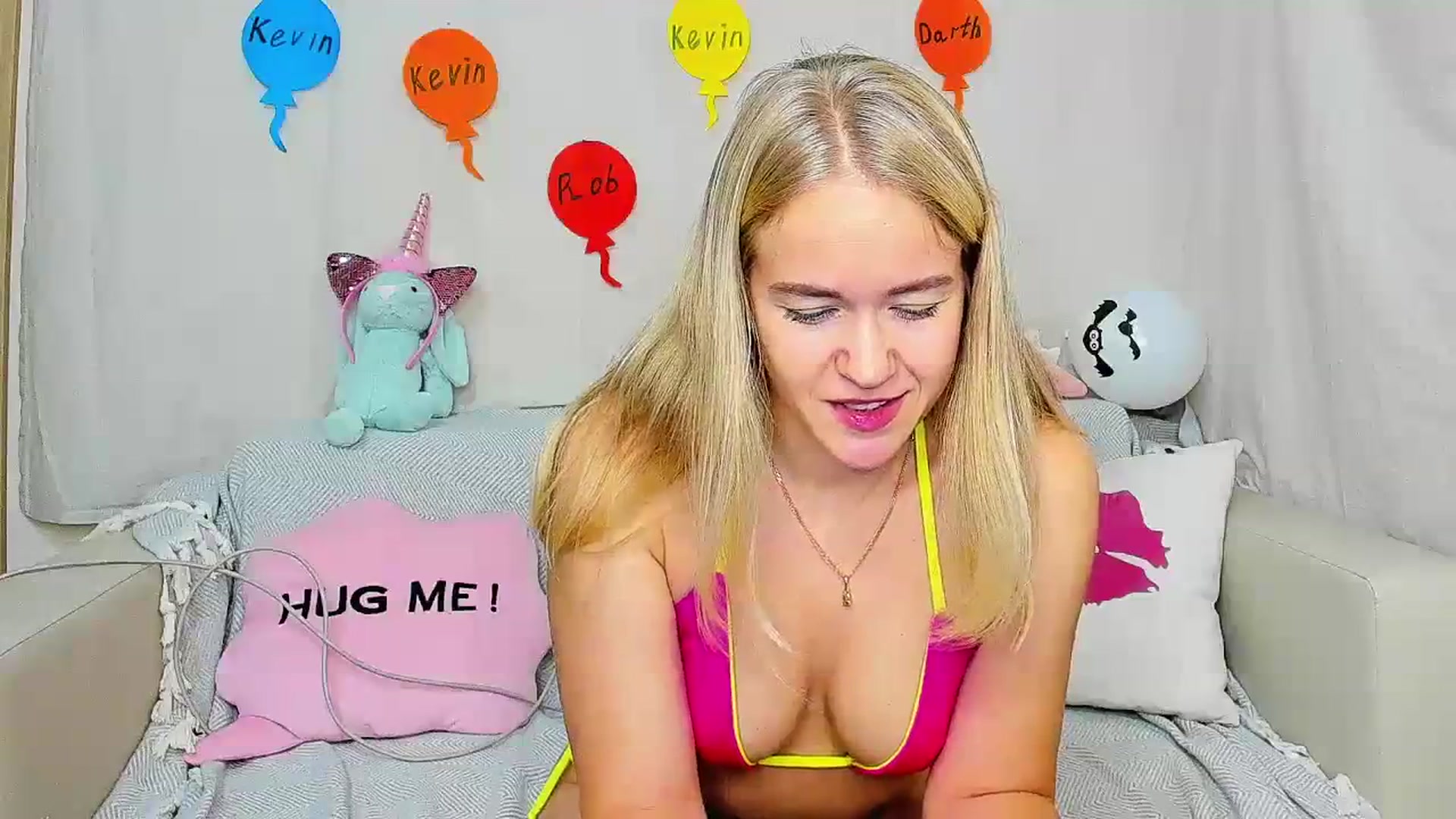 Gallery image thumbnail from Angel_Kristy's myfreecams stream on, 11/13/2023, 01:20 image 12 of 20