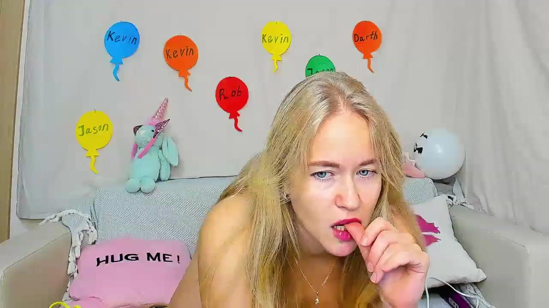 Gallery image thumbnail from Angel_Kristy's myfreecams stream on, 11/13/2023, 04:57 image 18 of 20