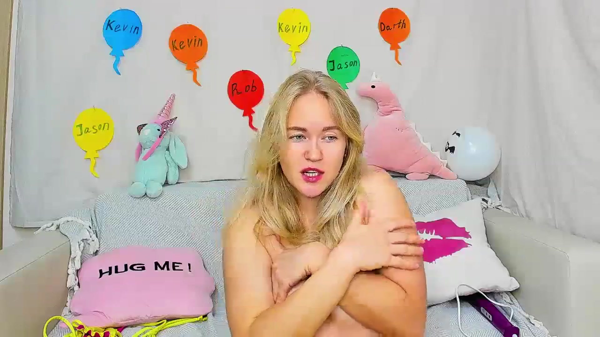 Gallery image thumbnail from Angel_Kristy's myfreecams stream on, 11/13/2023, 04:57 image 17 of 20