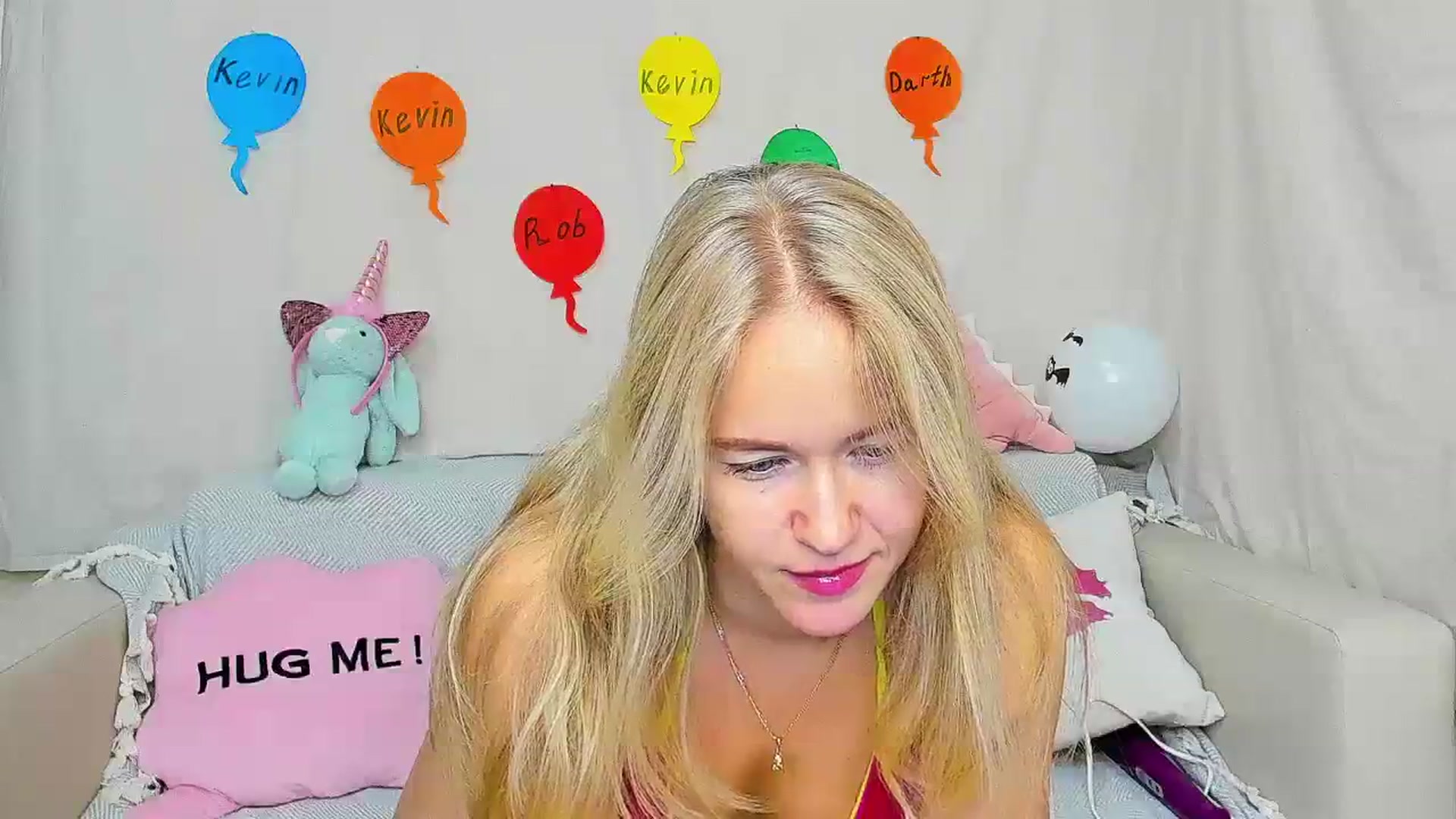 Gallery image thumbnail from Angel_Kristy's myfreecams stream on, 11/13/2023, 04:57 image 7 of 20