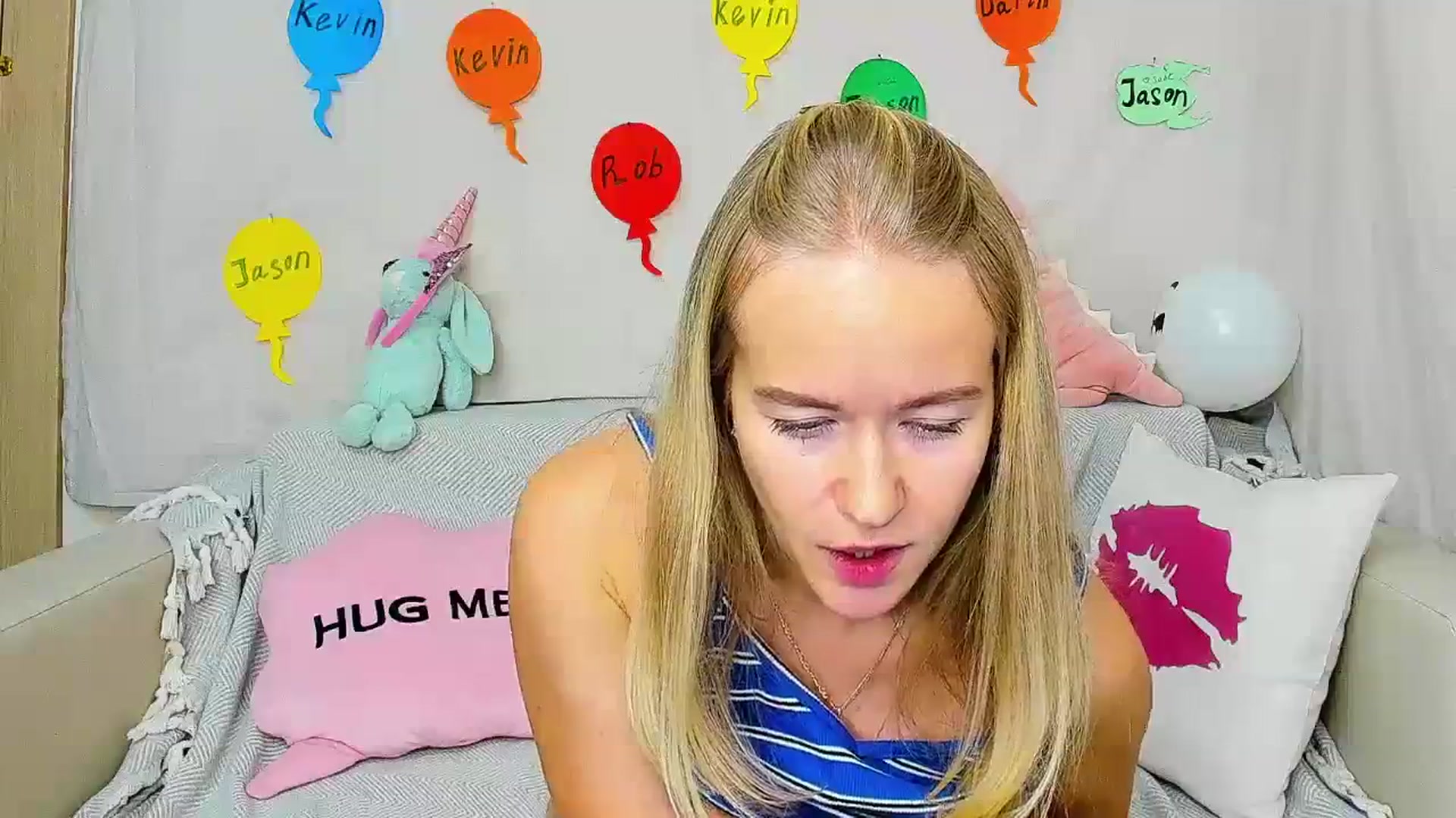 Gallery image thumbnail from Angel_Kristy's myfreecams stream on, 11/14/2023, 04:28 image 18 of 20