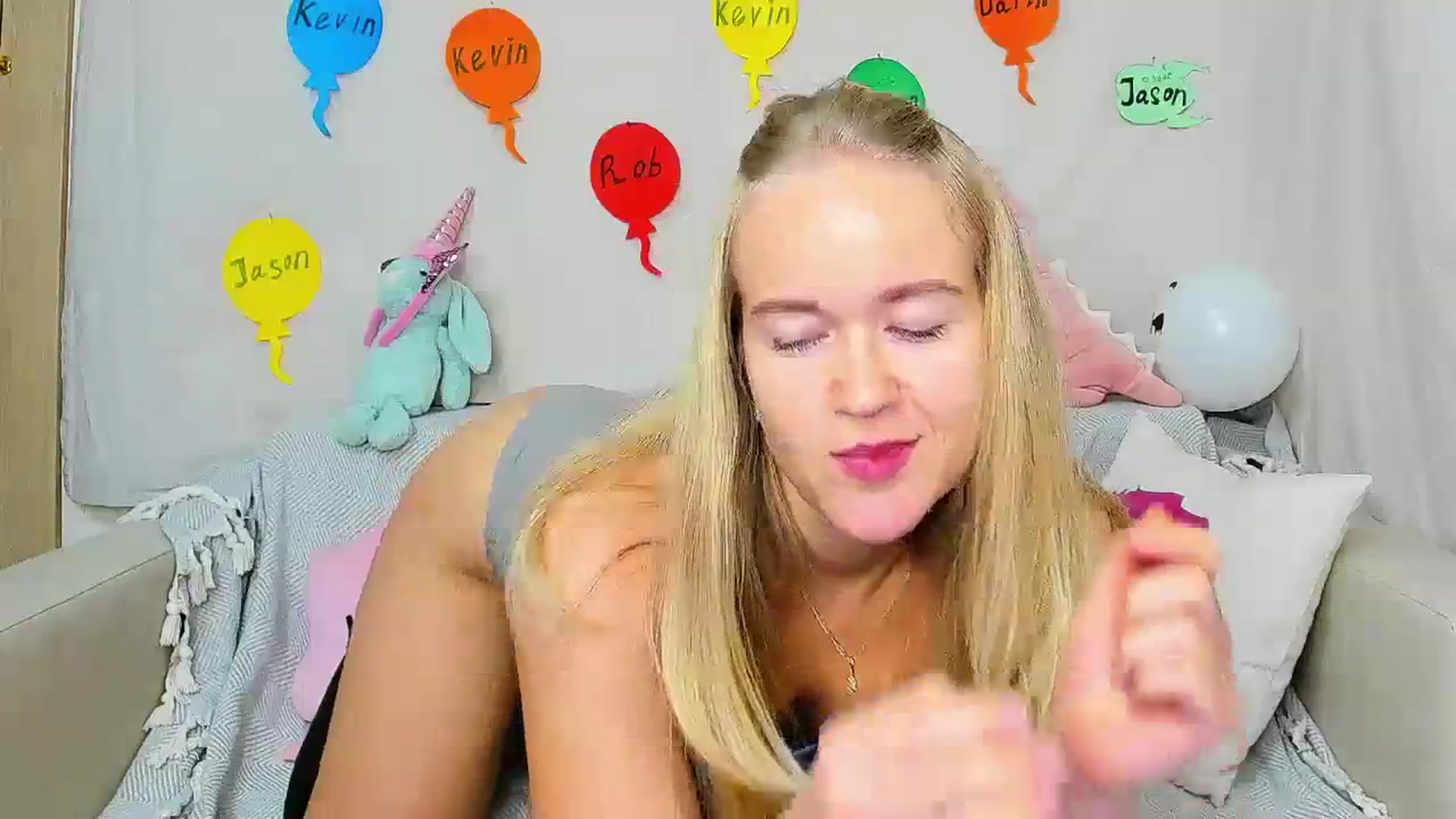 Gallery image thumbnail from Angel_Kristy's myfreecams stream on, 11/14/2023, 04:28 image 12 of 20