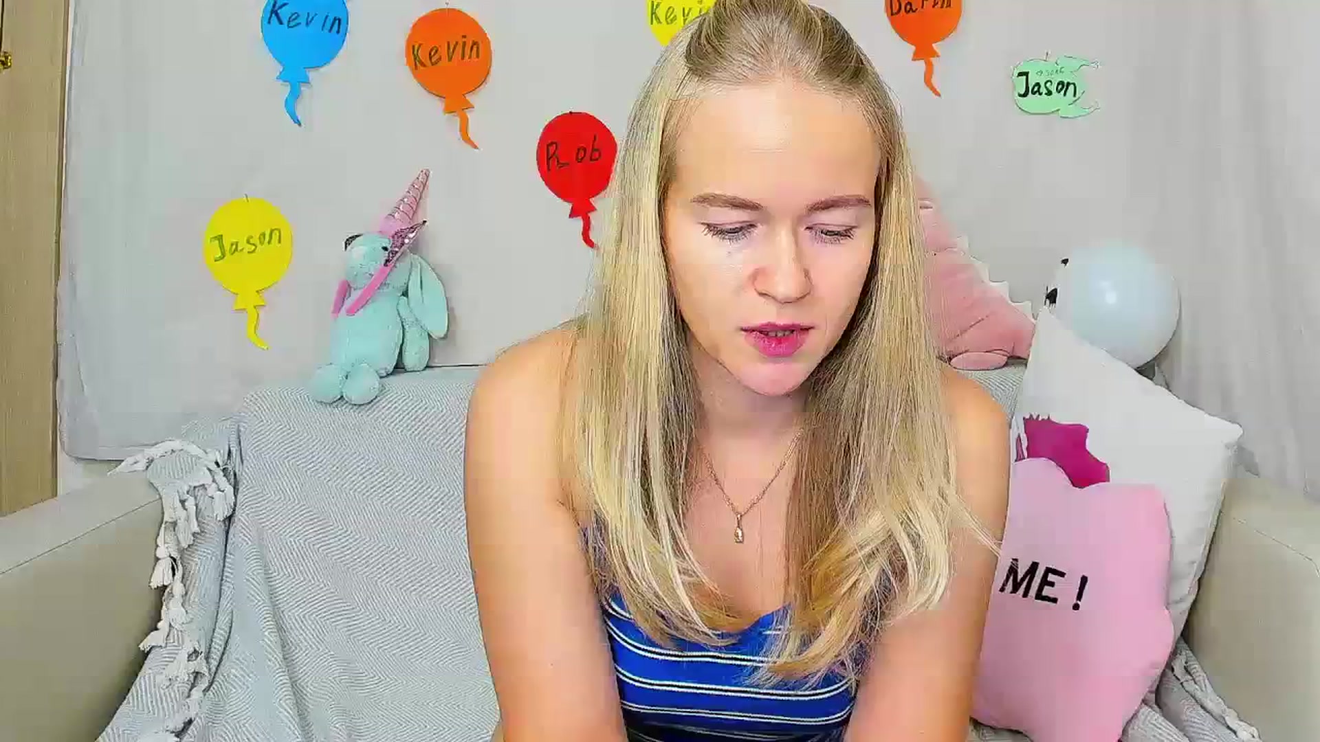 Gallery image thumbnail from Angel_Kristy's myfreecams stream on, 11/14/2023, 04:28 image 9 of 20