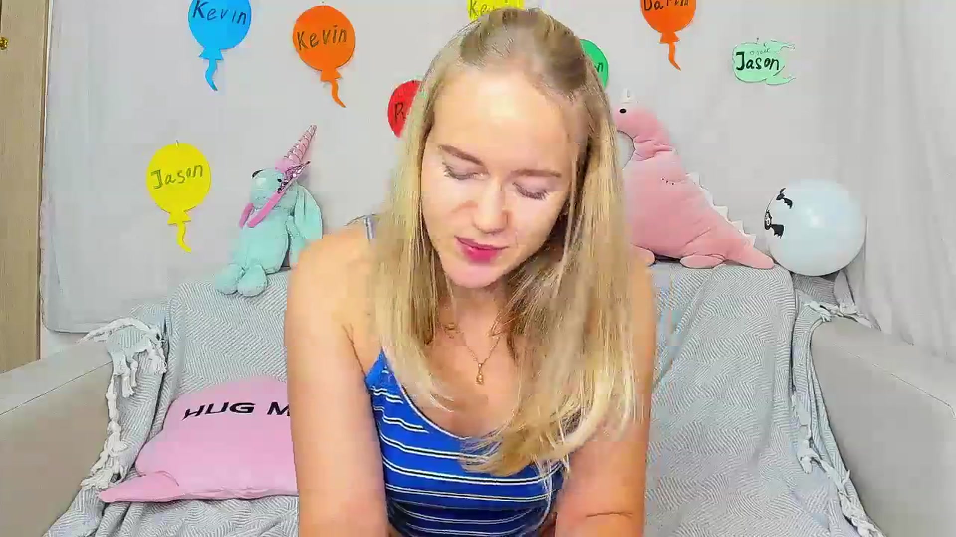Gallery image thumbnail from Angel_Kristy's myfreecams stream on, 11/14/2023, 05:07 image 10 of 20