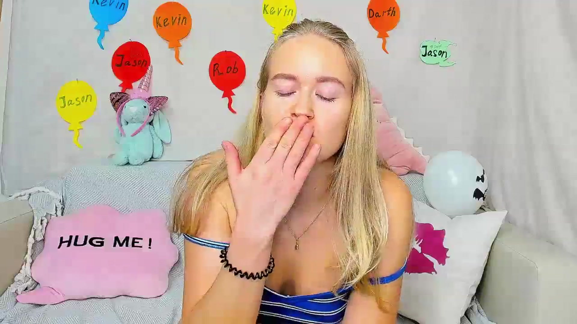 Gallery image thumbnail from Angel_Kristy's myfreecams stream on, 11/14/2023, 06:46 image 20 of 20