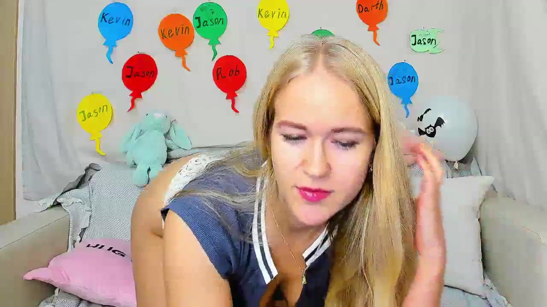 Gallery image thumbnail from Angel_Kristy's myfreecams stream on, 11/17/2023, 04:48 image 15 of 20