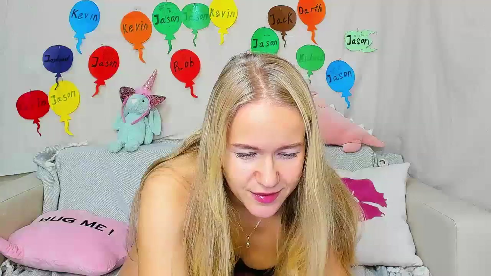 Gallery image thumbnail from Angel_Kristy's myfreecams stream on, 11/22/2023, 03:03 image 19 of 20