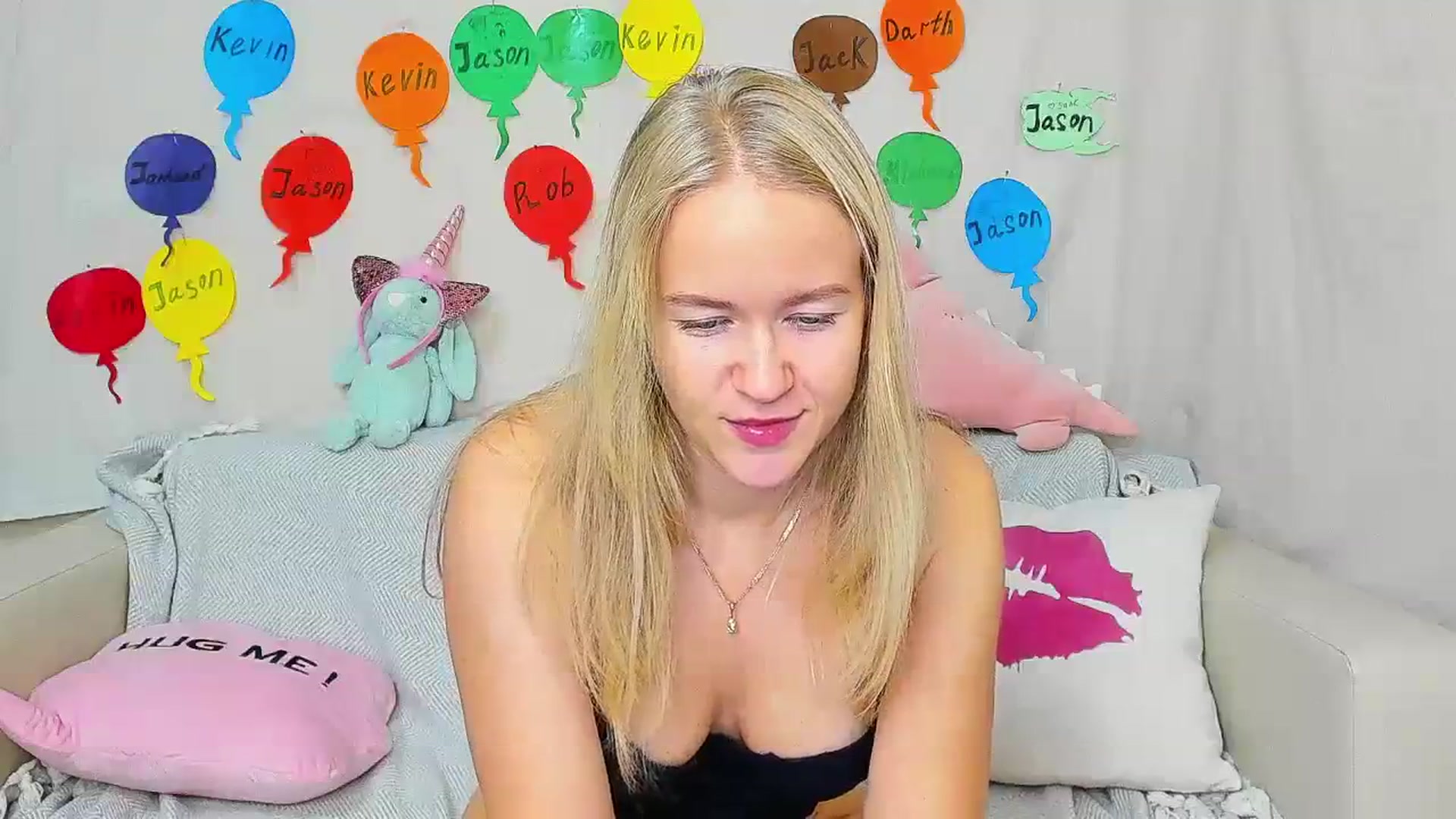 Gallery image thumbnail from Angel_Kristy's myfreecams stream on, 11/22/2023, 03:03 image 15 of 20