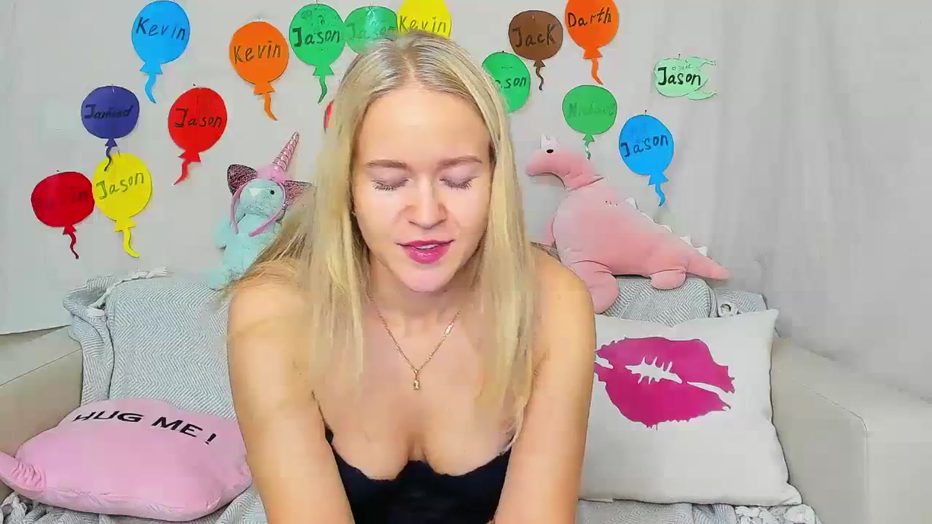 Gallery image thumbnail from Angel_Kristy's myfreecams stream on, 11/22/2023, 03:03 image 20 of 20