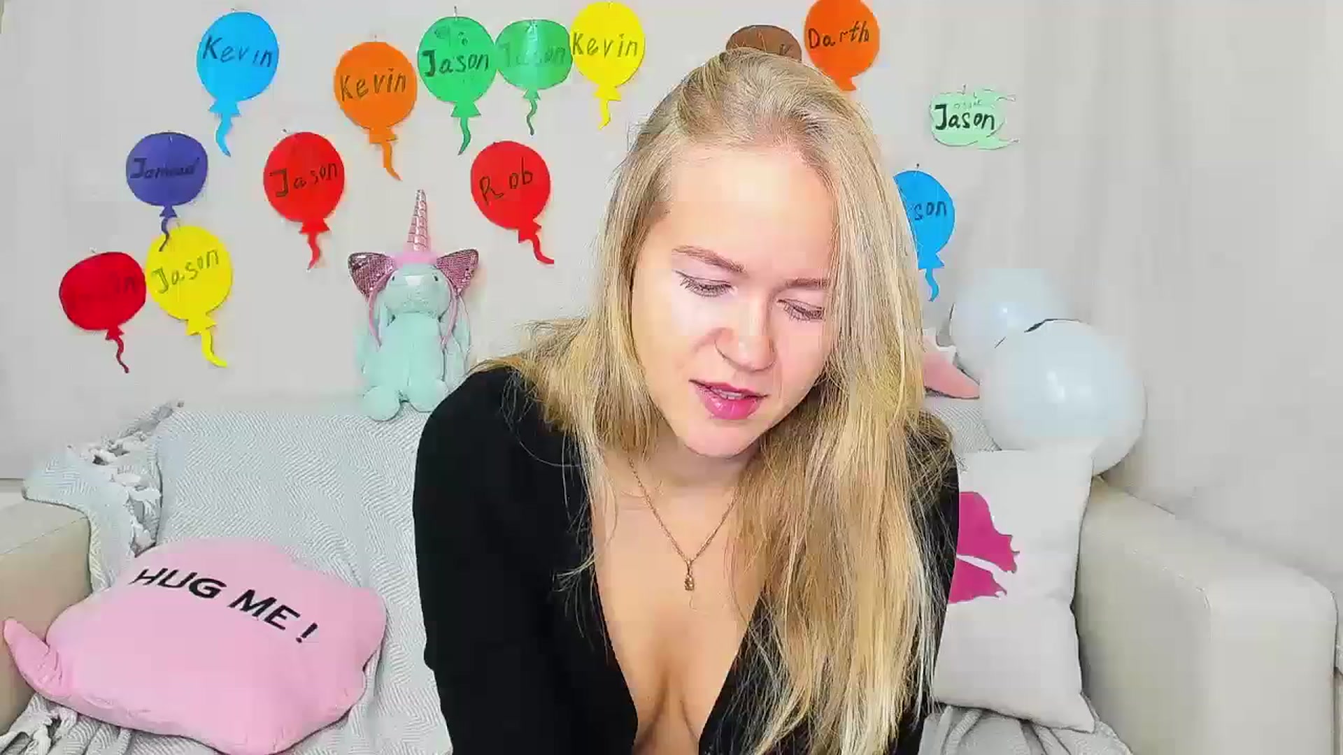 Gallery image thumbnail from Angel_Kristy's myfreecams stream on, 11/23/2023, 03:14 image 8 of 20