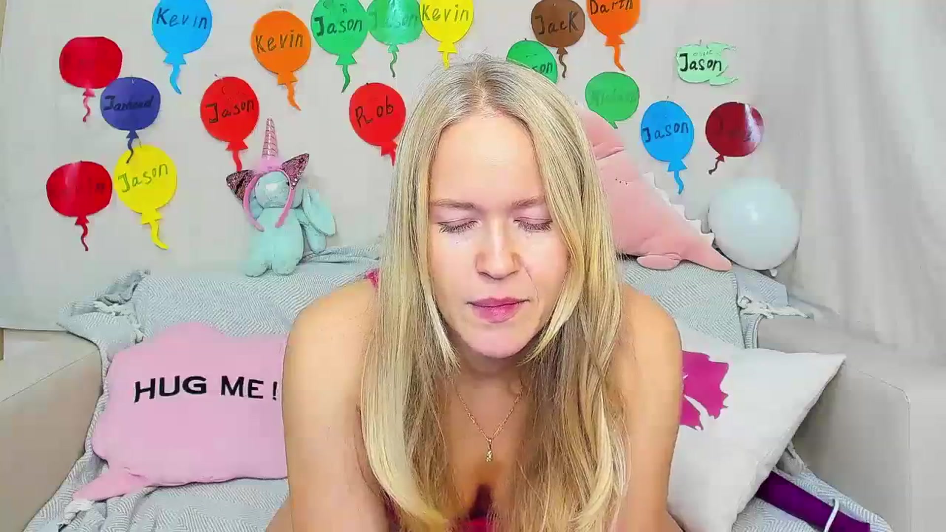 Gallery image thumbnail from Angel_Kristy's myfreecams stream on, 11/27/2023, 05:32 image 20 of 20