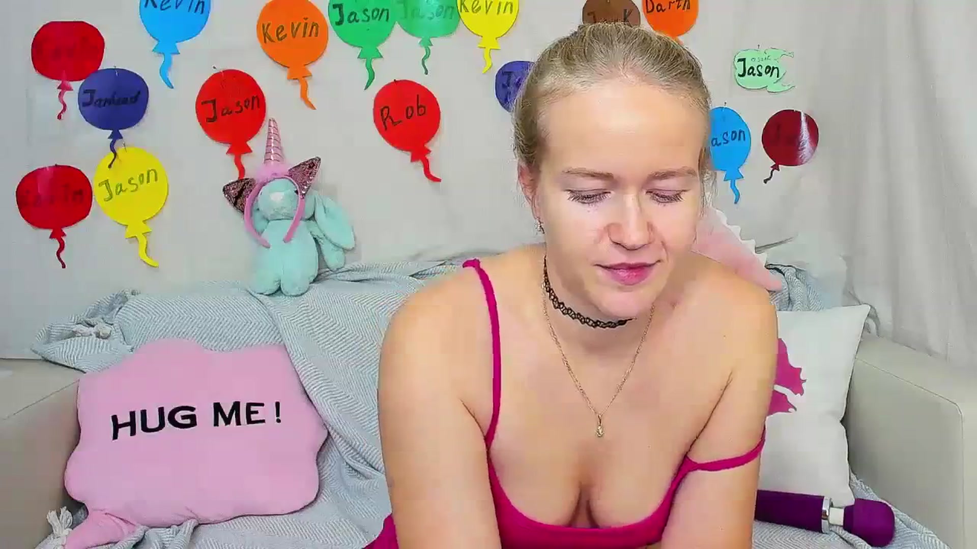 Gallery image thumbnail from Angel_Kristy's myfreecams stream on, 11/27/2023, 06:56 image 14 of 20