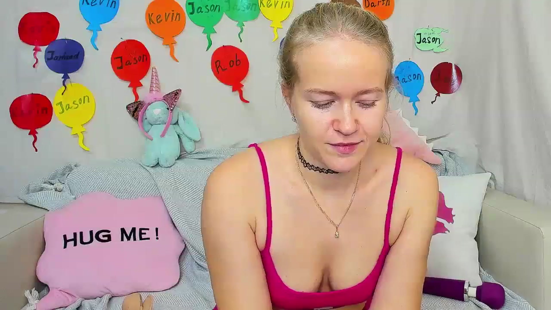 Gallery image thumbnail from Angel_Kristy's myfreecams stream on, 11/27/2023, 06:56 image 15 of 20
